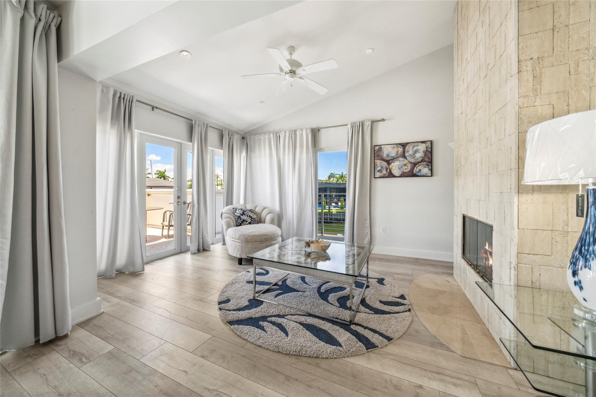 2523 Castilla Isle Property Photo 26