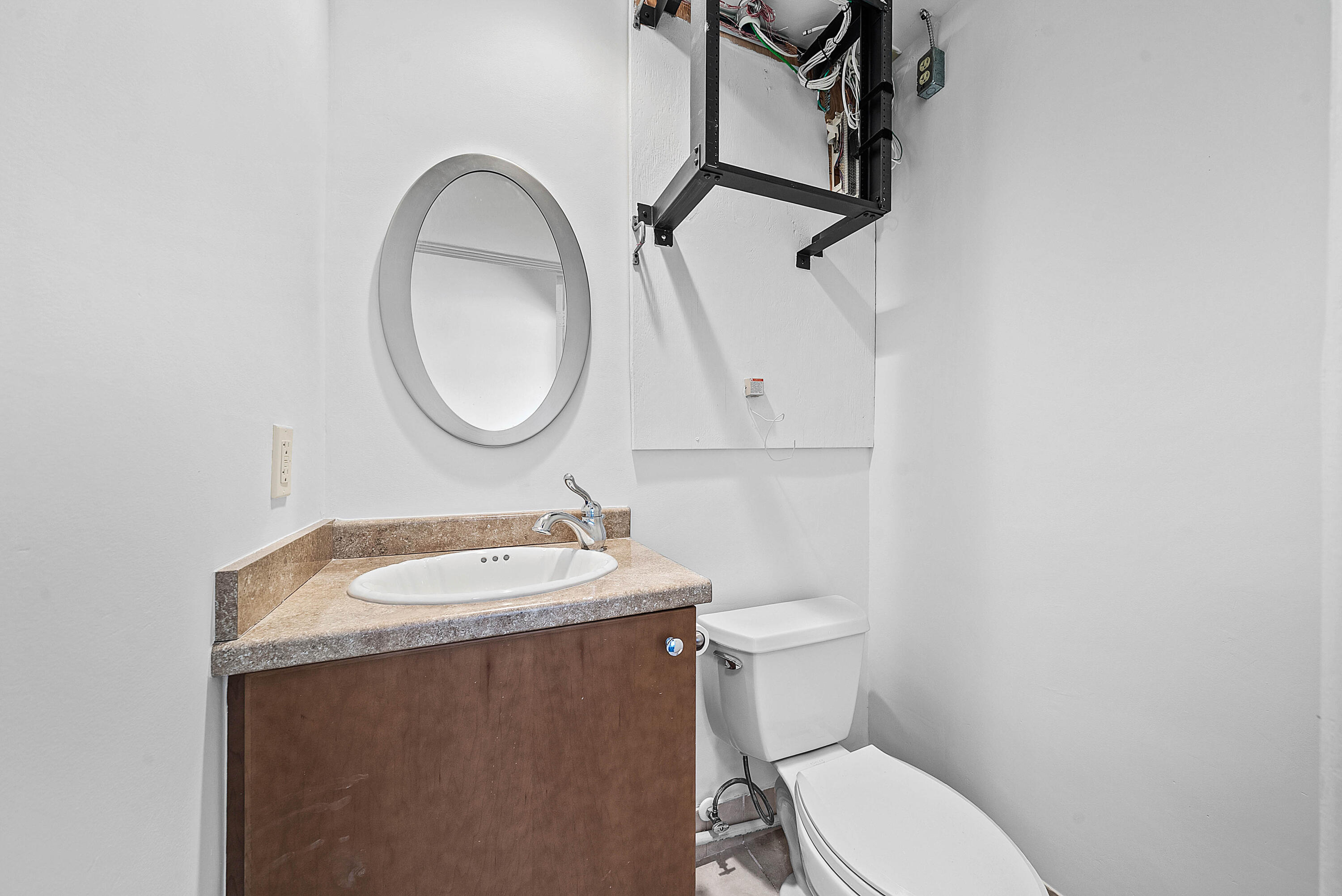 127 E Boca Raton Road Property Photo 11