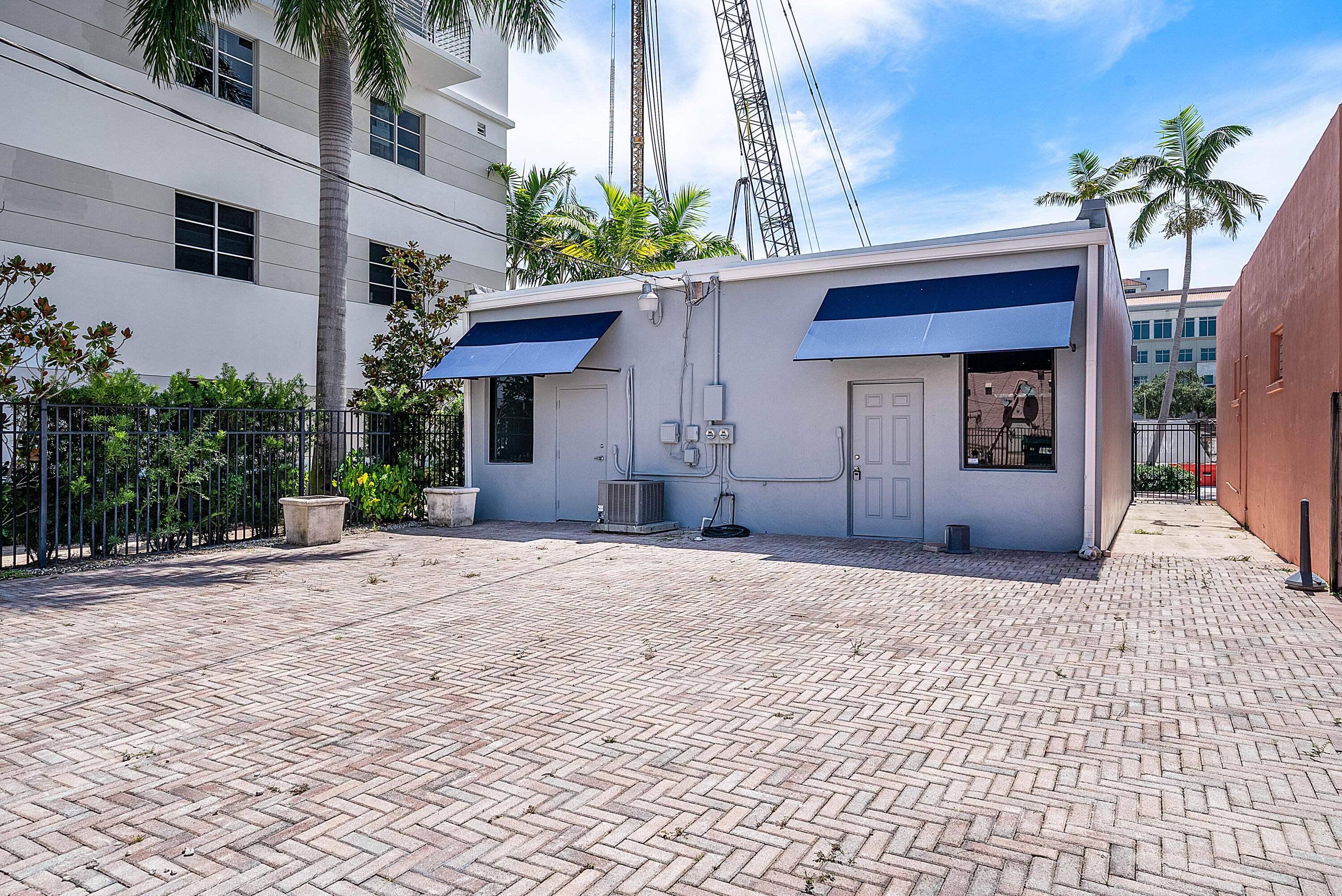 127 E Boca Raton Road Property Photo 21