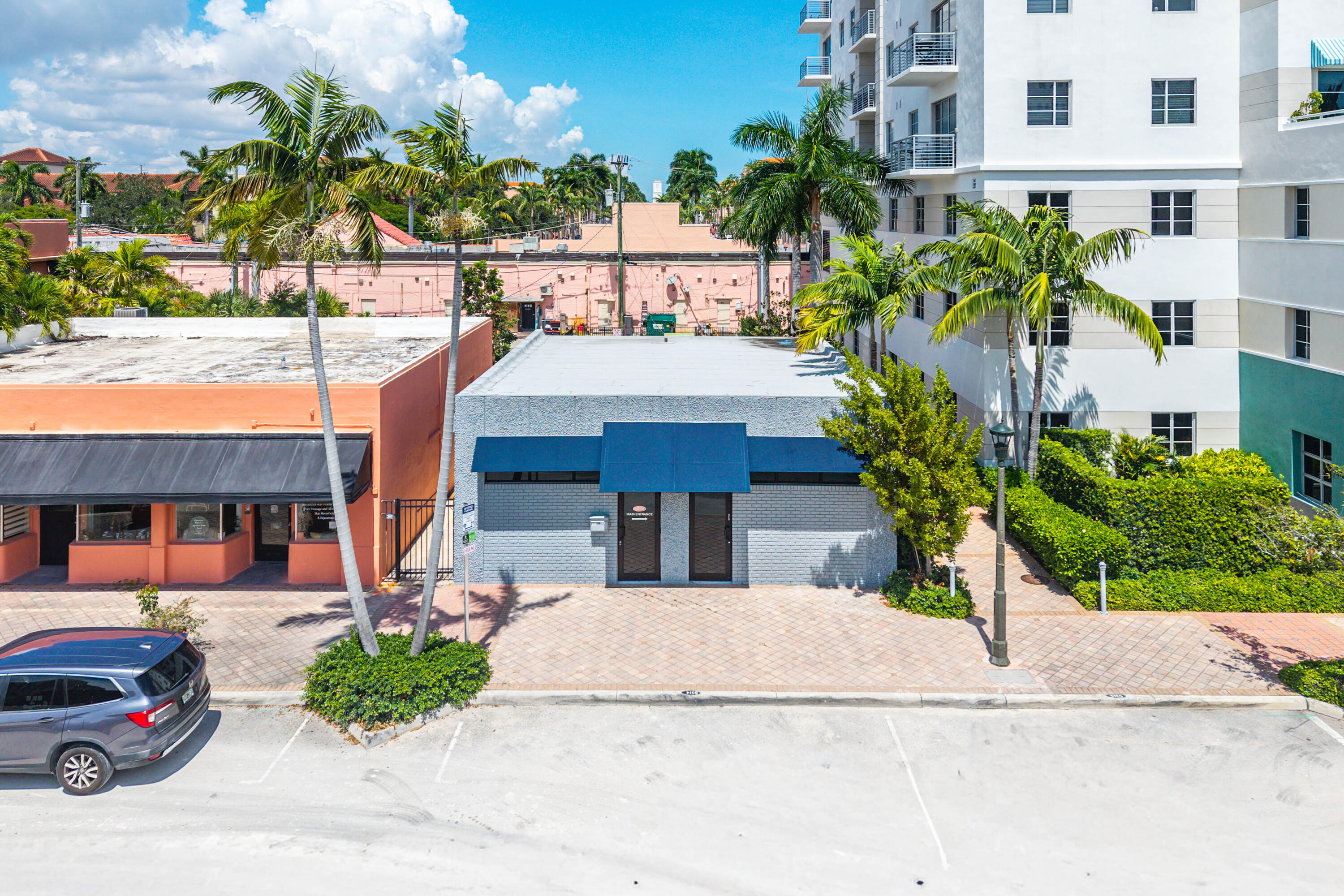 127 E Boca Raton Road Property Photo 27