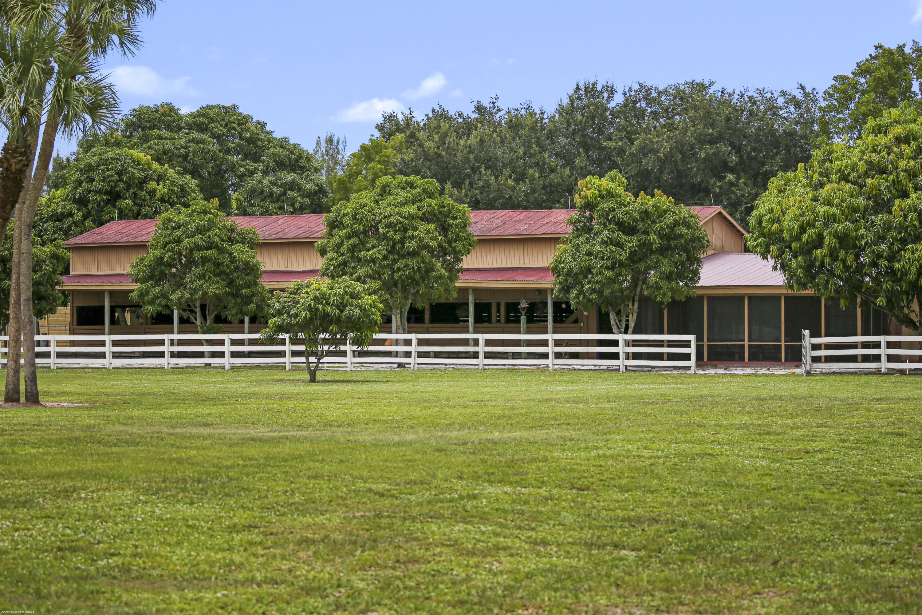 3516 Hanover Circle Property Photo 9