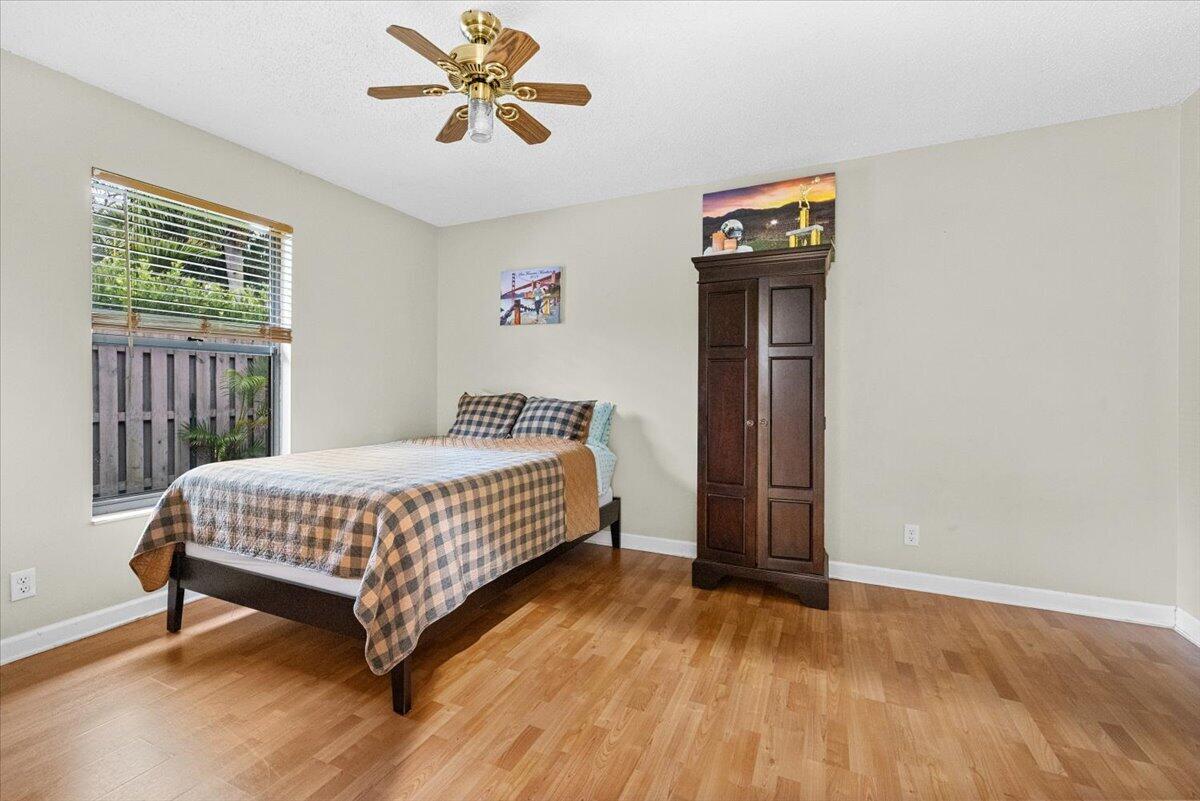 101 Timber Lane Property Photo 33