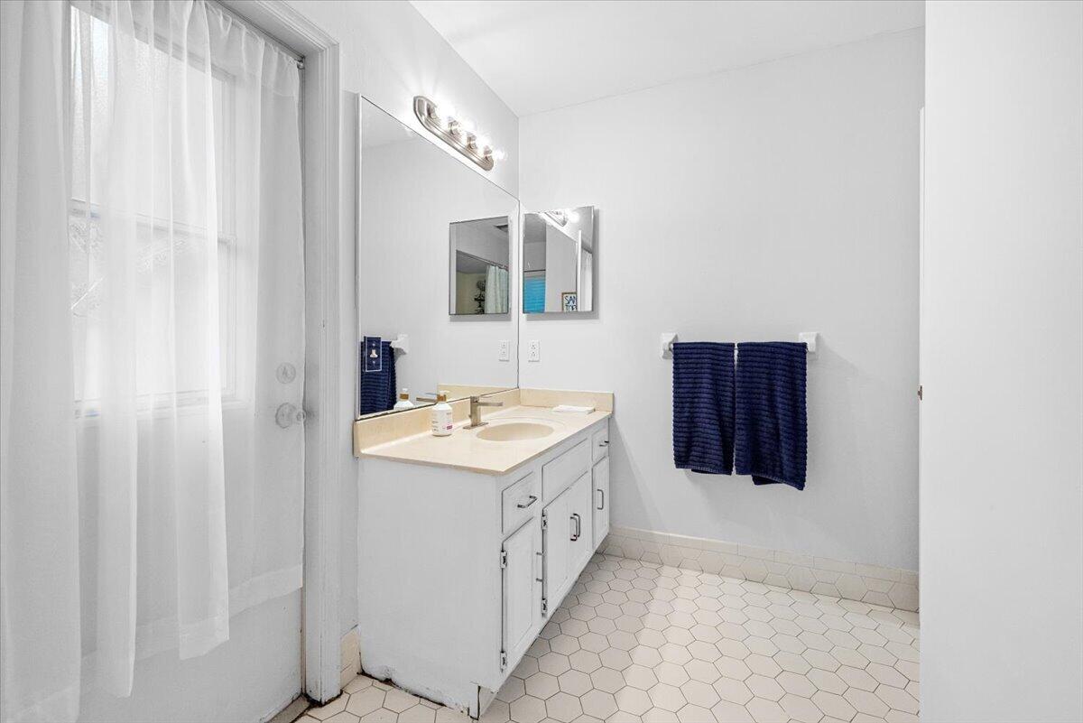 101 Timber Lane Property Photo 40