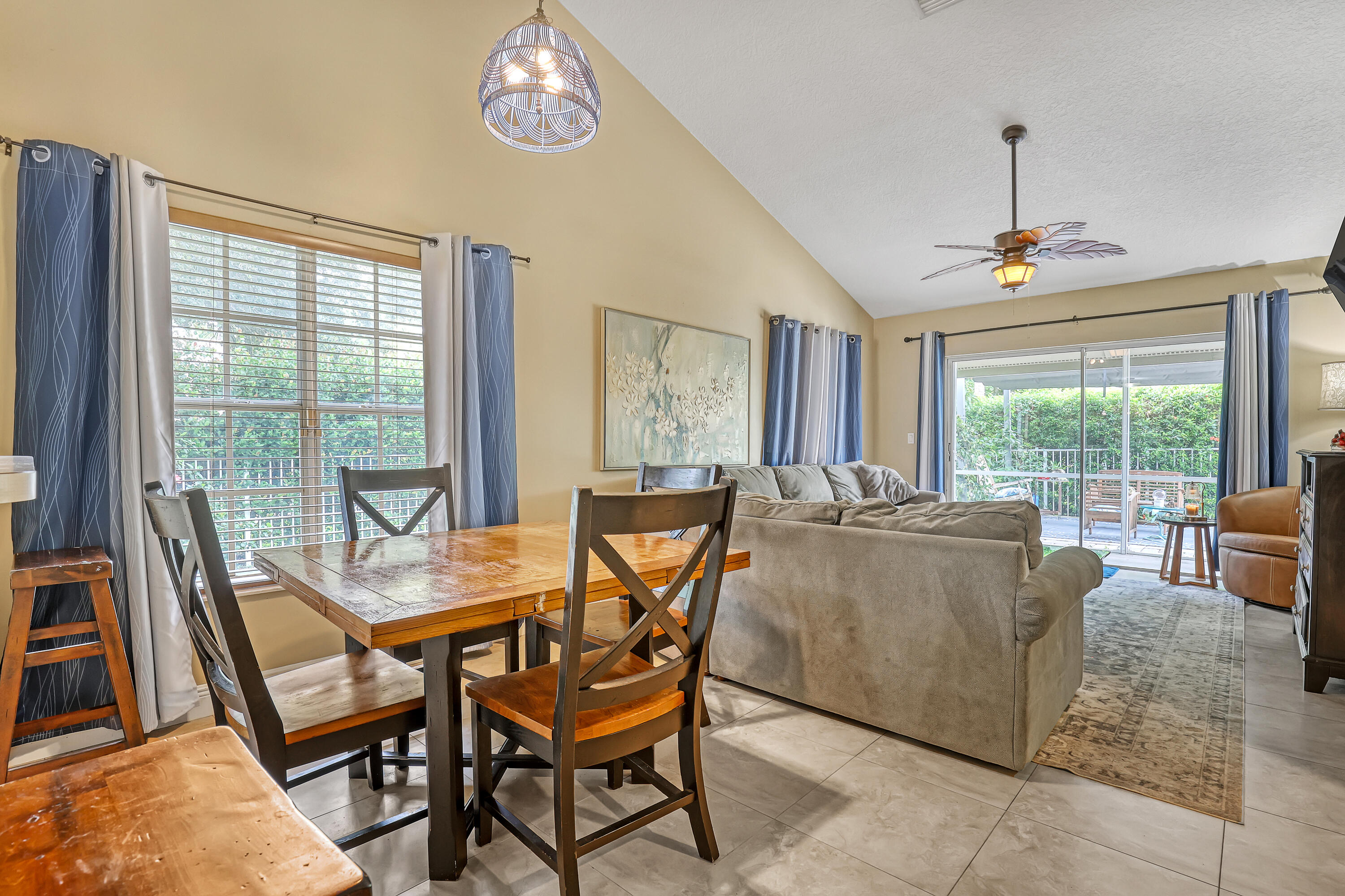 949 Honeytree Lane A Property Photo 4