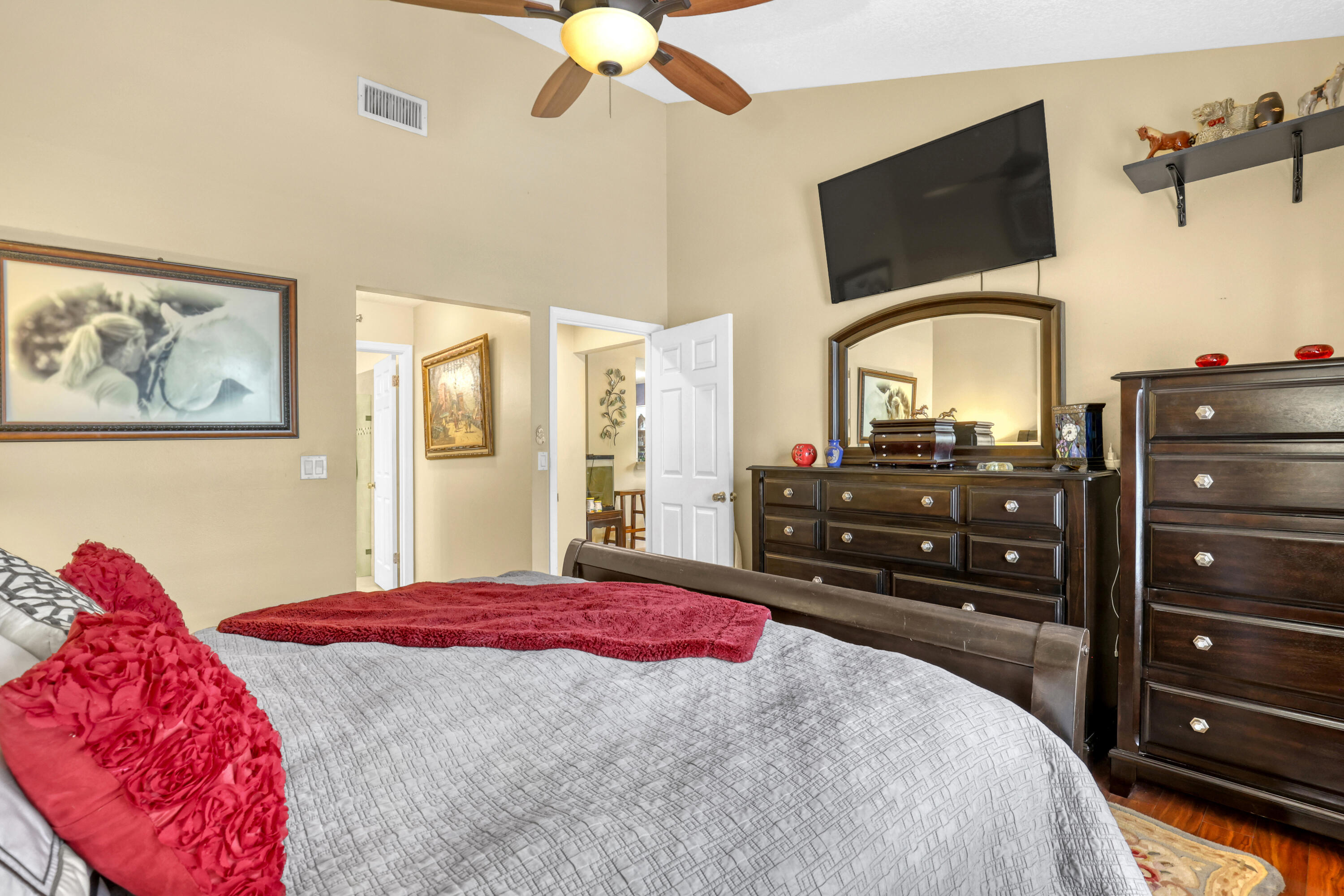 949 Honeytree Lane A Property Photo 12