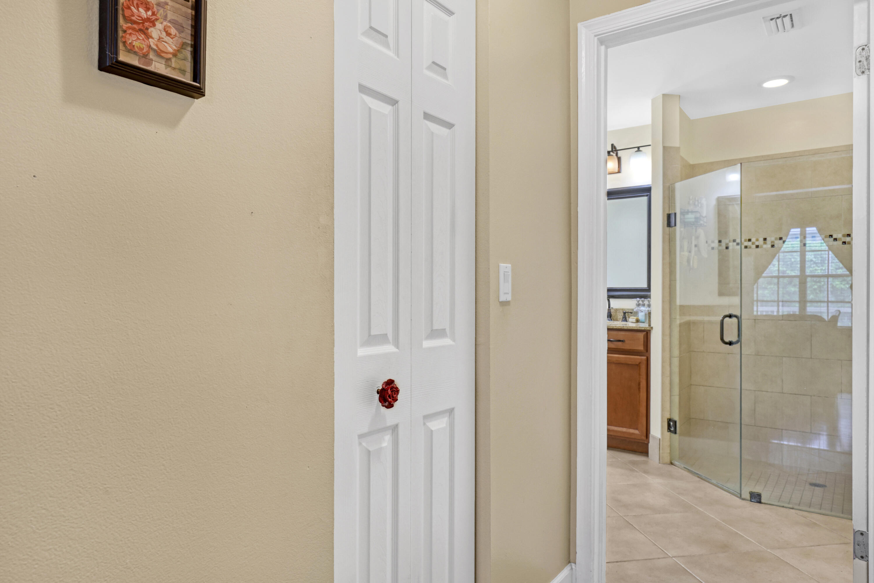 949 Honeytree Lane A Property Photo 15