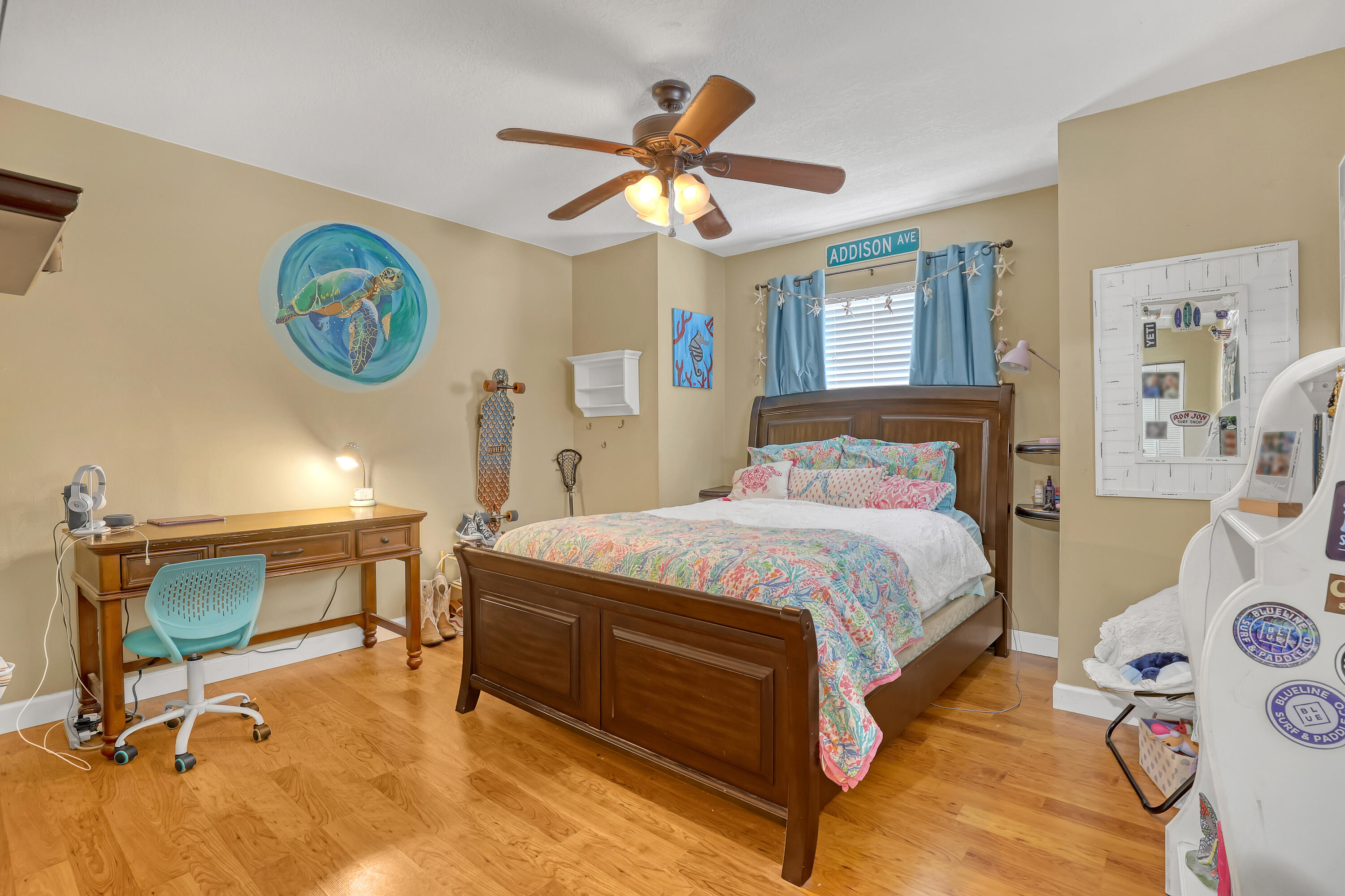 949 Honeytree Lane A Property Photo 18