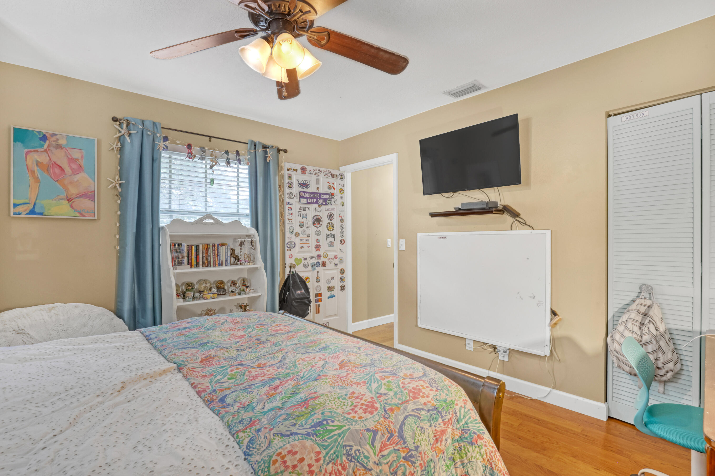 949 Honeytree Lane A Property Photo 19