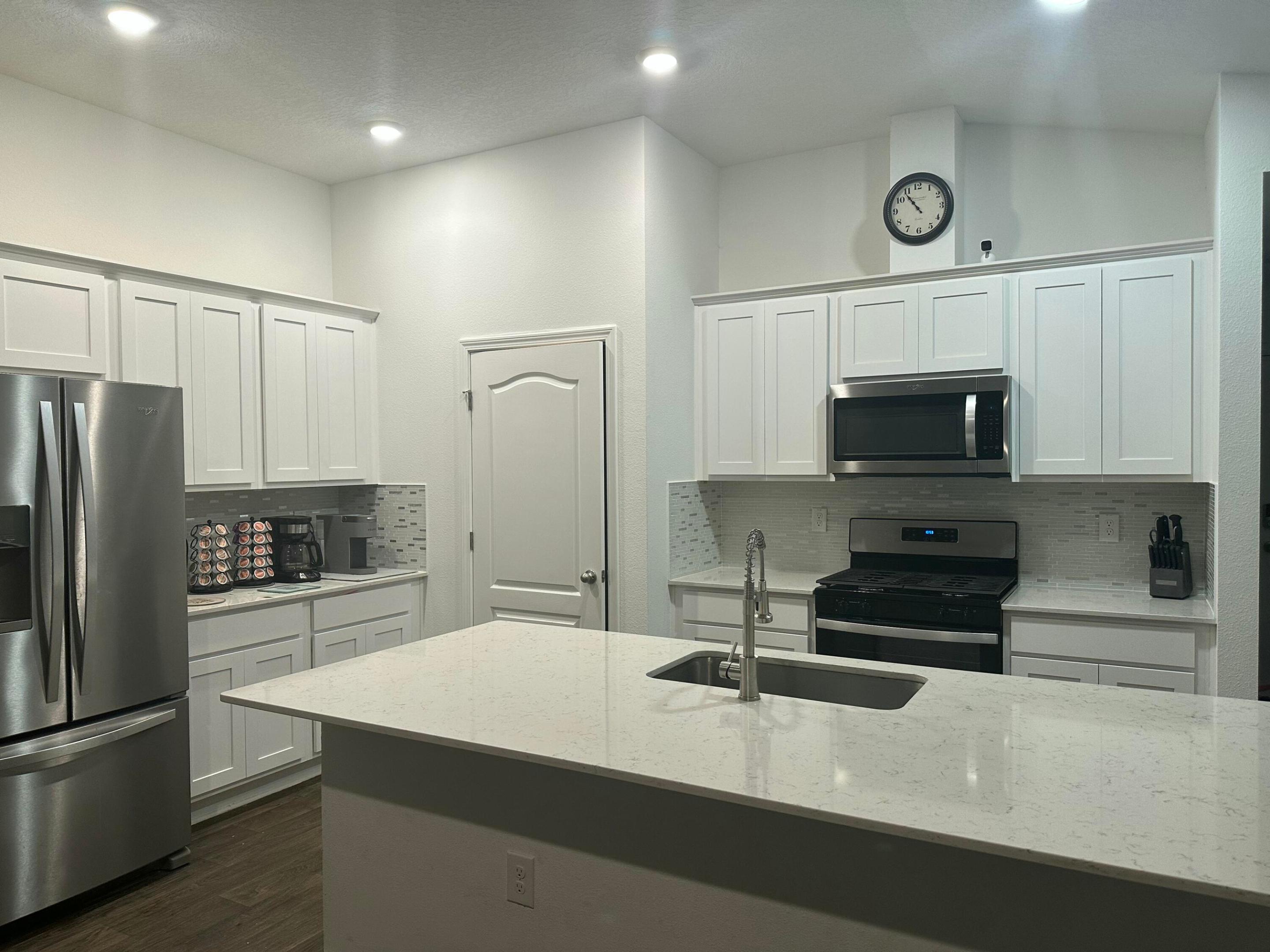 1 Caddy Court Property Photo 10