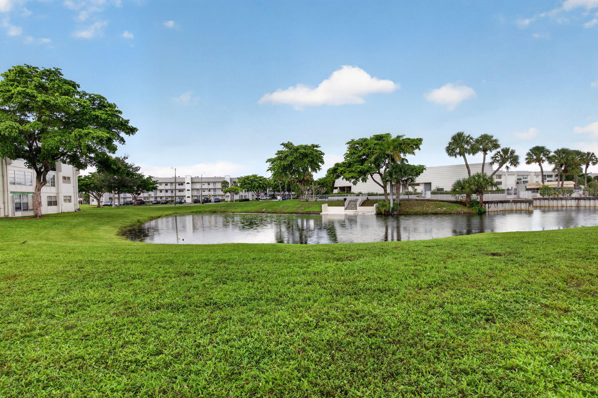 8100 Sunrise Lakes Boulevard 109