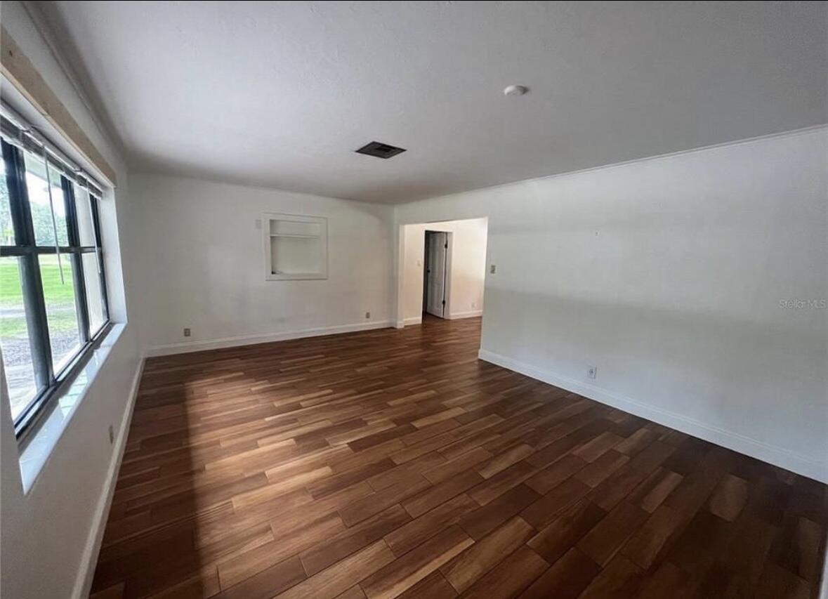 1903 Sw 3rd Avenue Property Photo 8