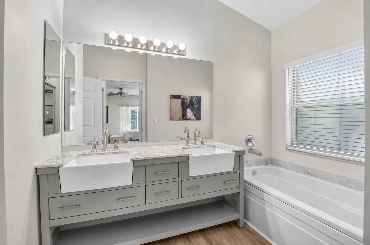 8446 Via Serena Property Photo 10