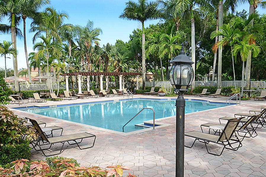 8446 Via Serena Property Photo 25