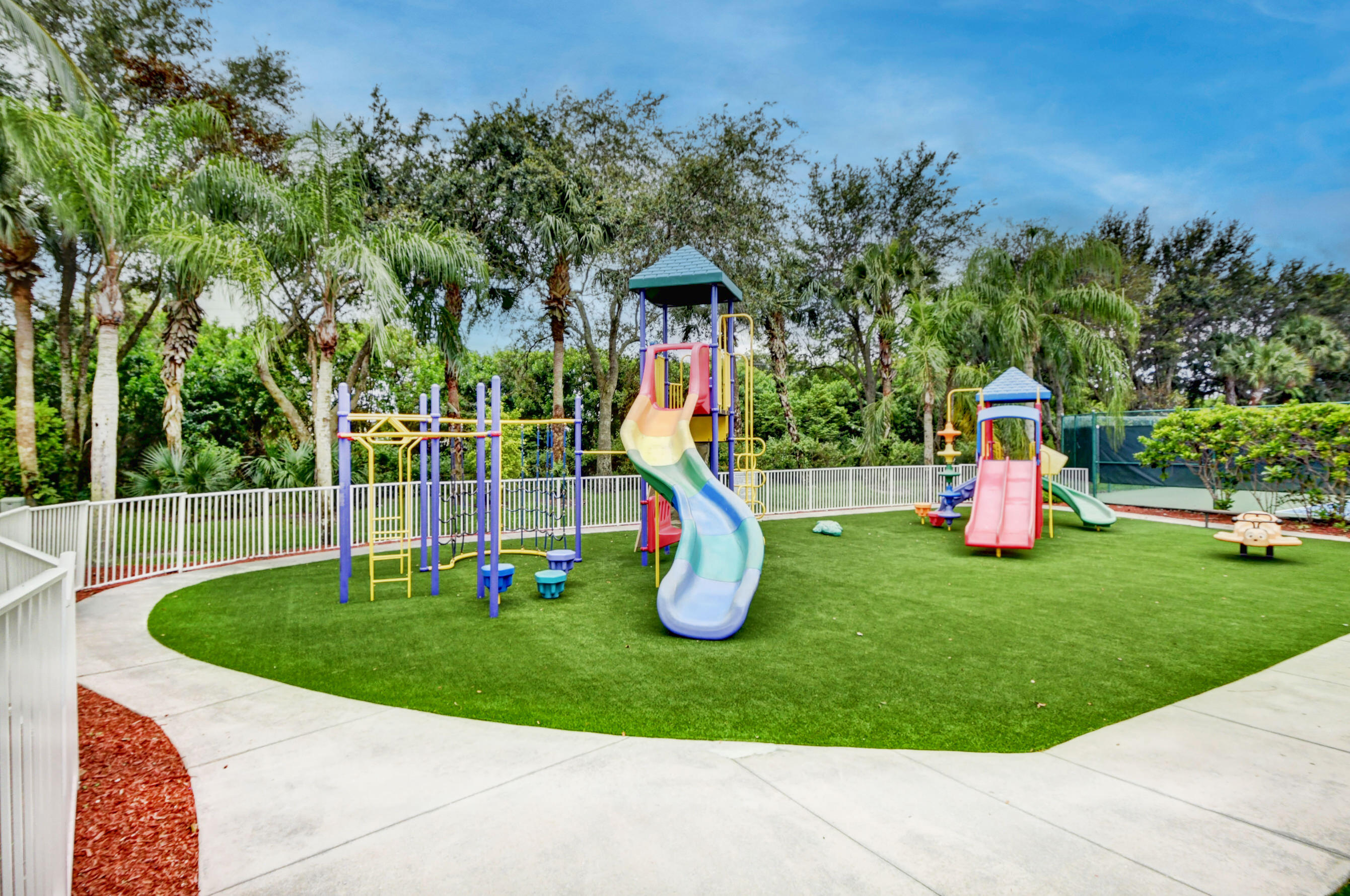 8446 Via Serena Property Photo 26