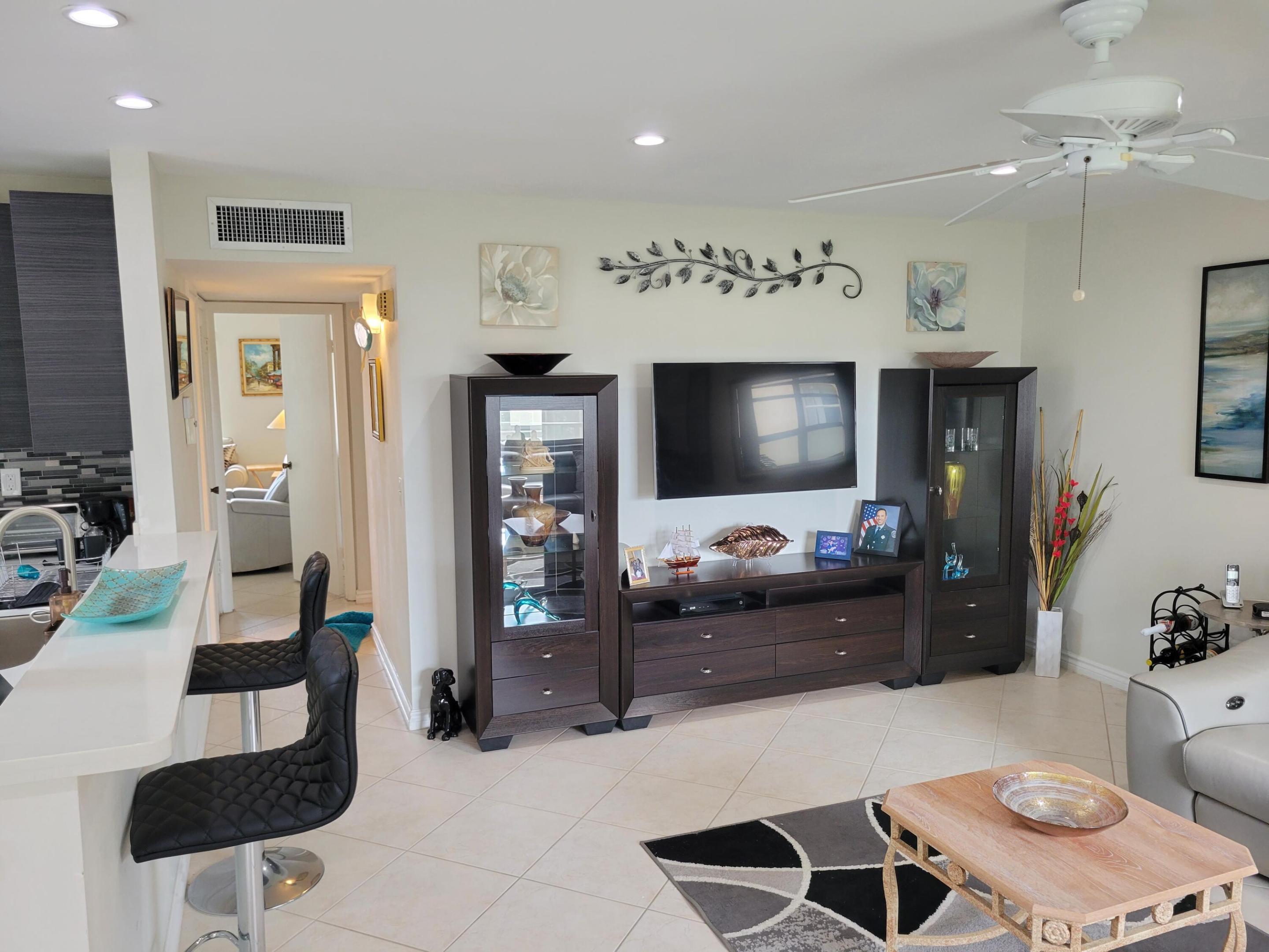 662 Burgundy N Property Photo 6