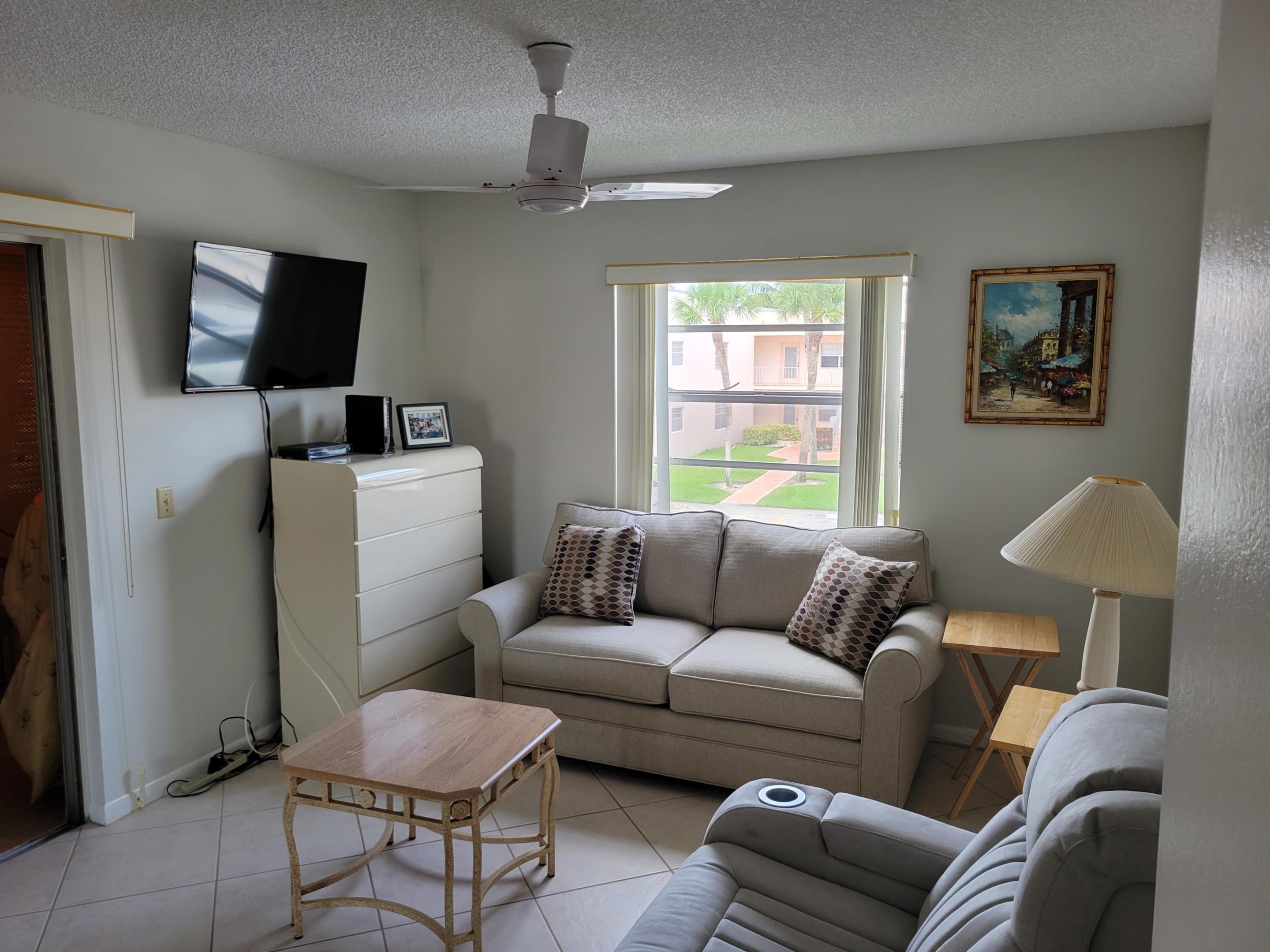 662 Burgundy N Property Photo 7