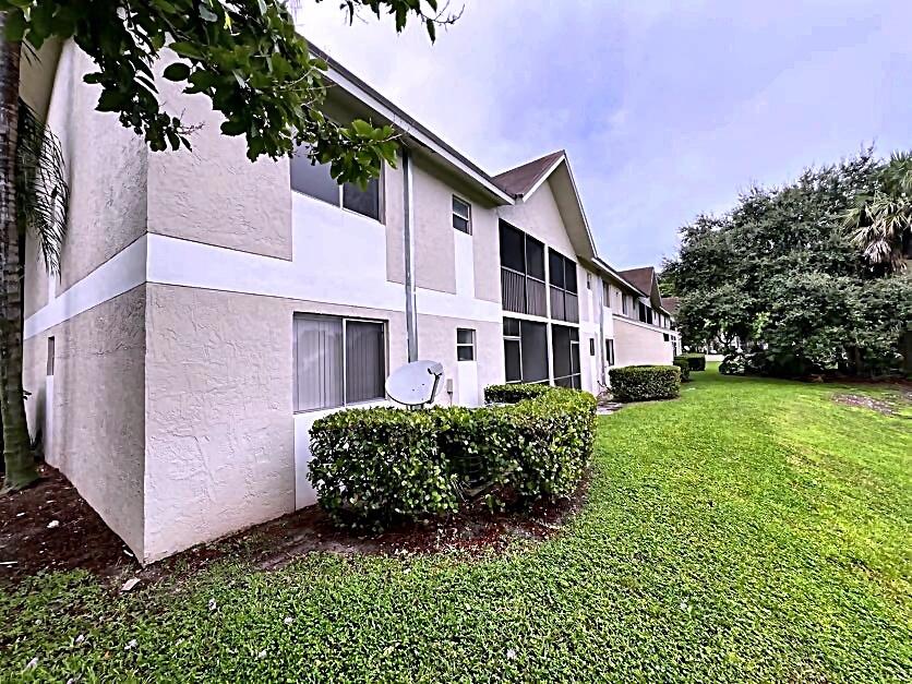 719 GARDENS Drive 206 Property Photo 1