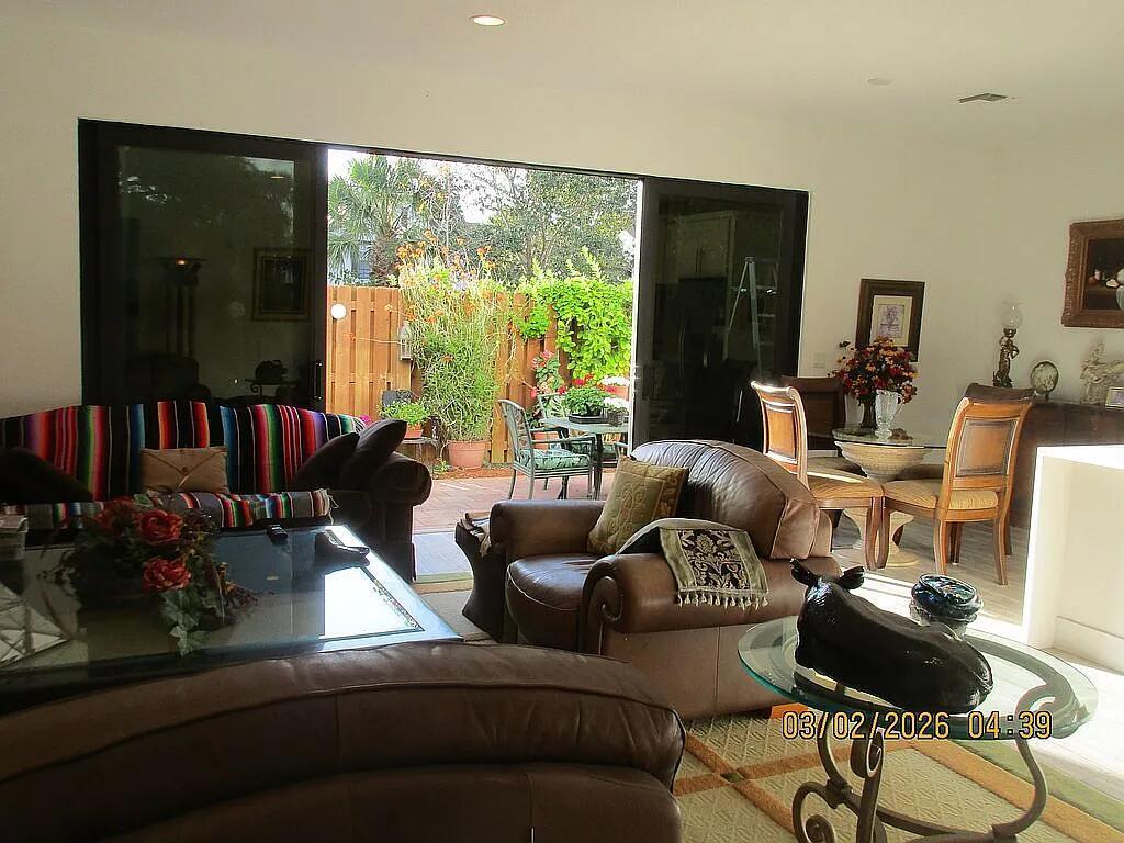 3199 Santa Catalina Place Property Photo 15