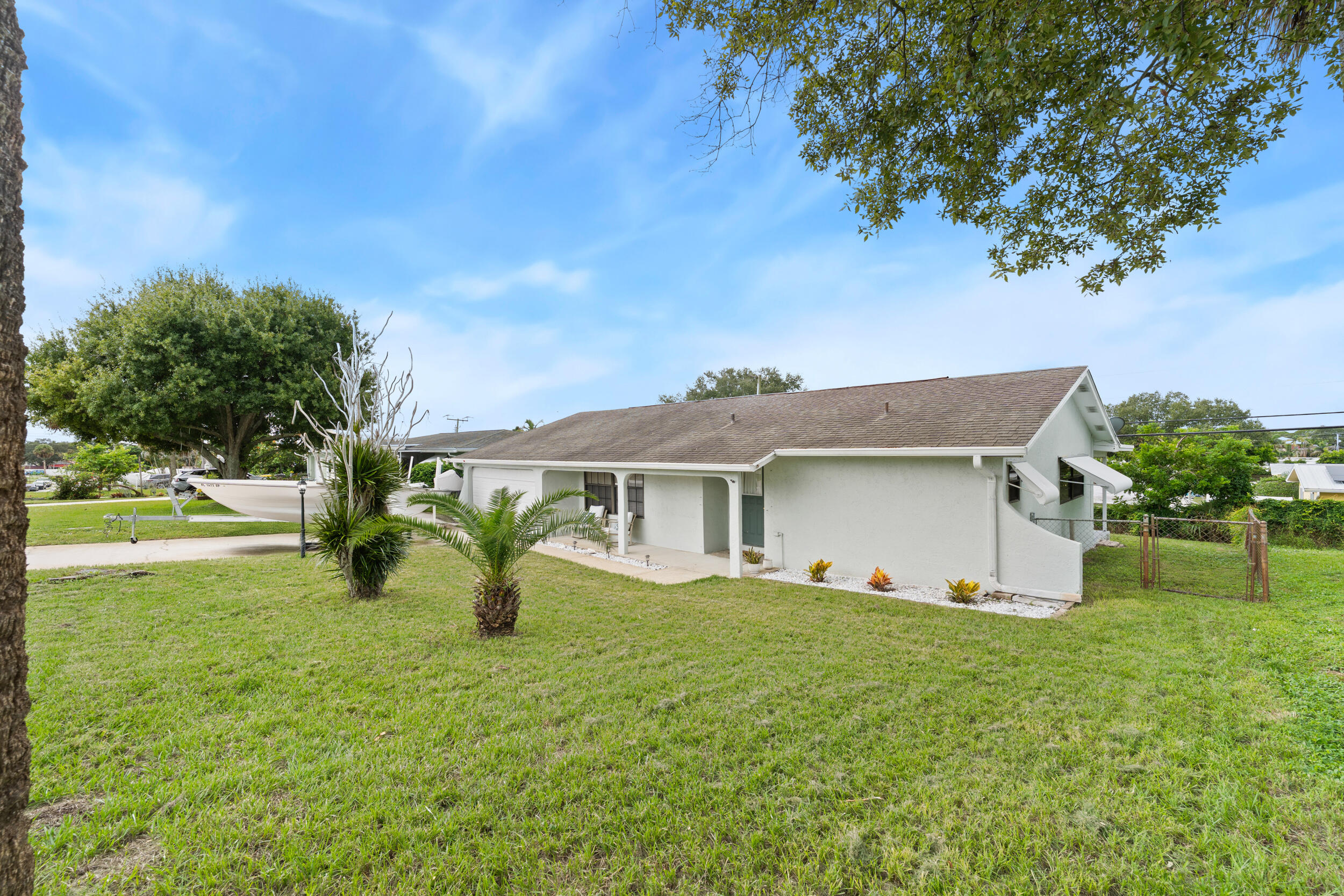 3474 Ne Sandra Drive Property Photo 3