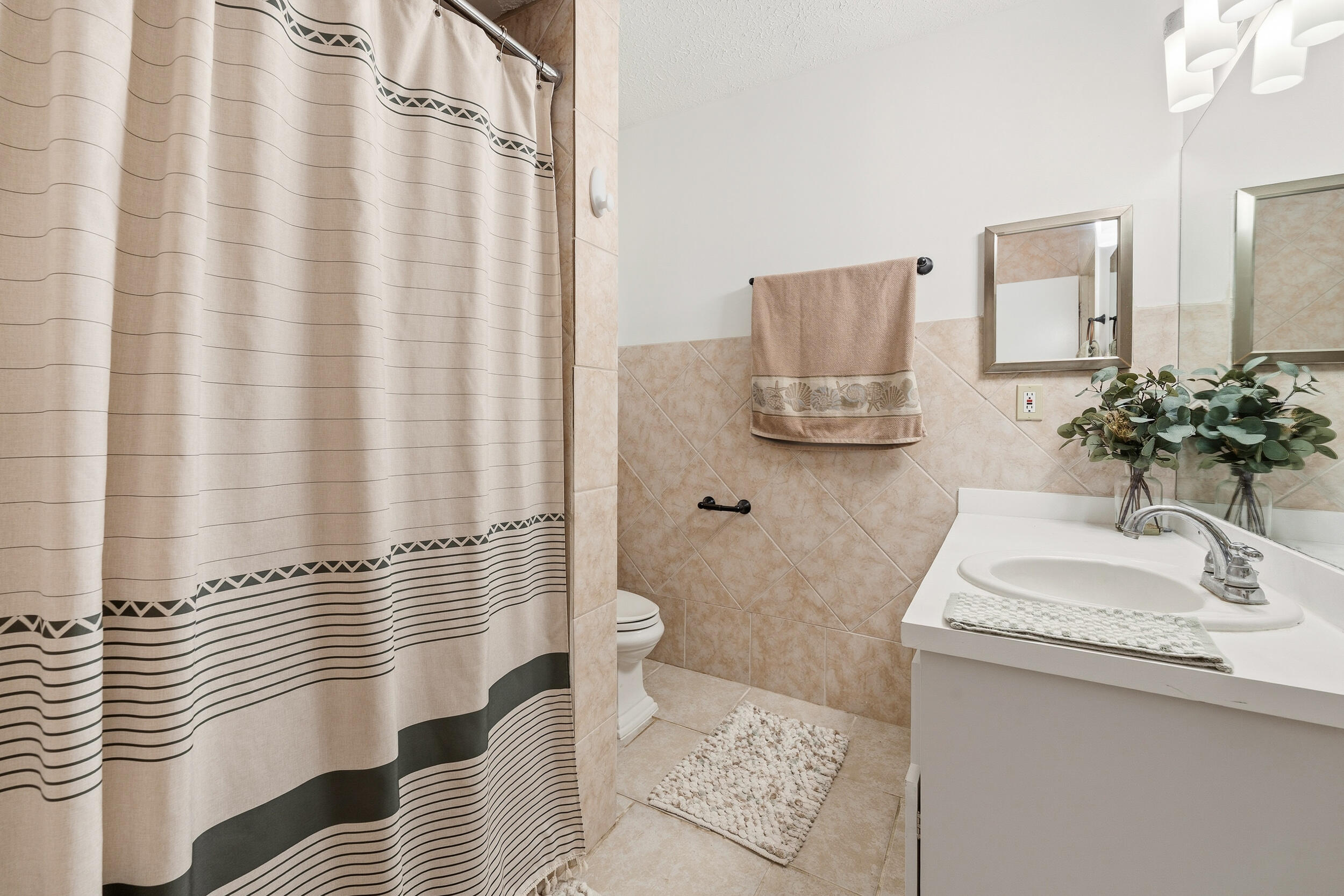 3474 Ne Sandra Drive Property Photo 17
