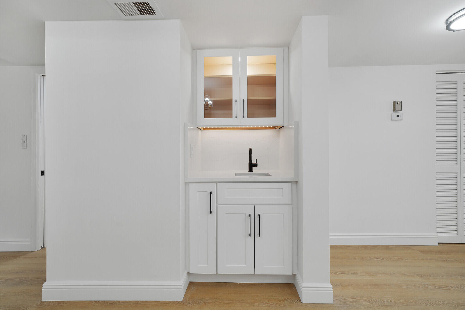 23345 Carolwood Lane 406 Property Photo 7