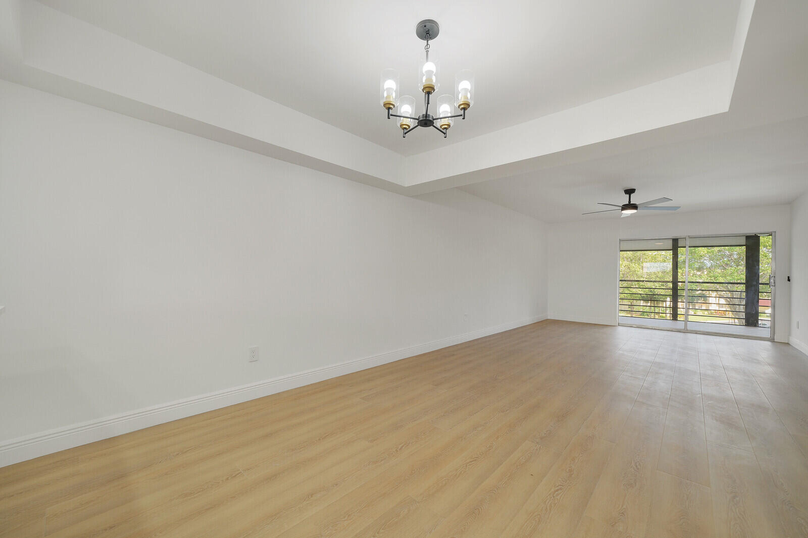 23345 Carolwood Lane 406 Property Photo 9