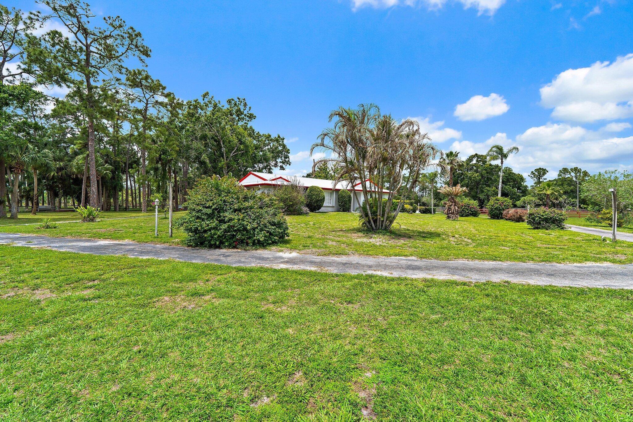 16411 Jupiter Farms Road Property Photo 11