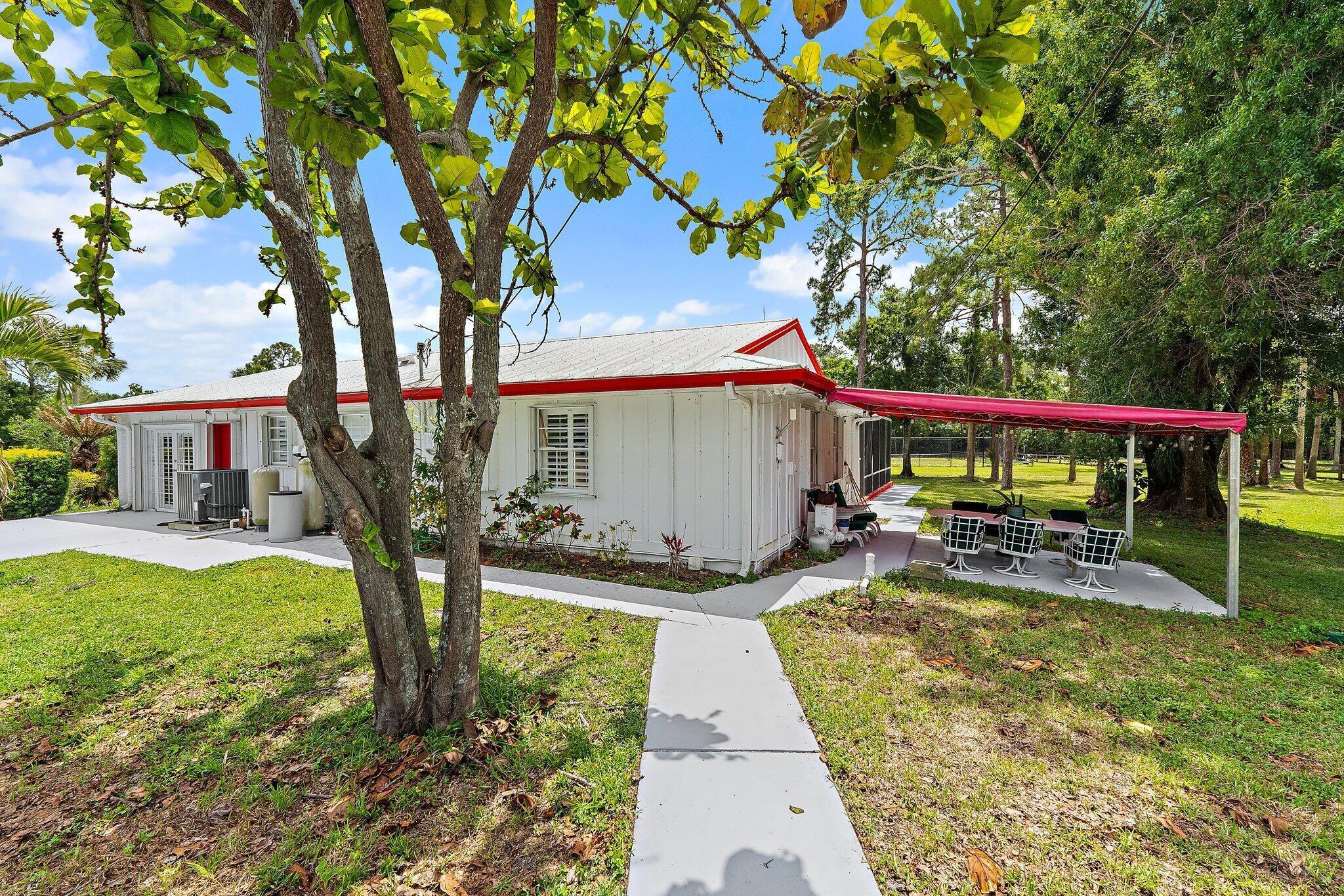 16411 Jupiter Farms Road Property Photo 18