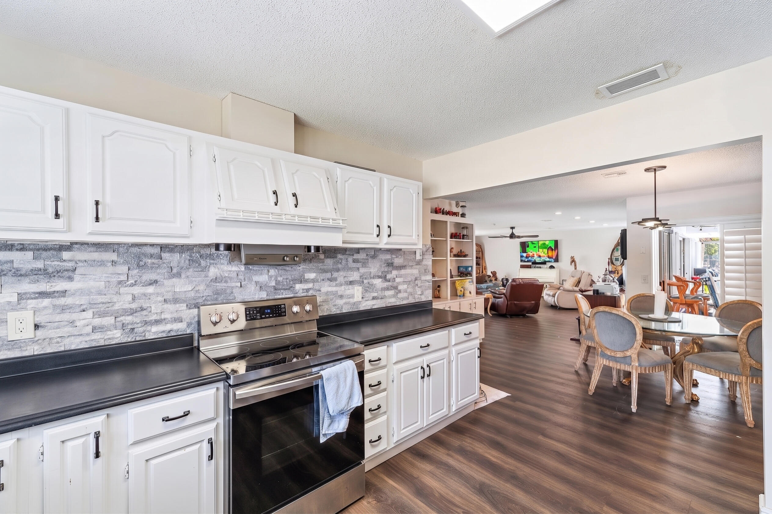 16411 Jupiter Farms Road Property Photo 23