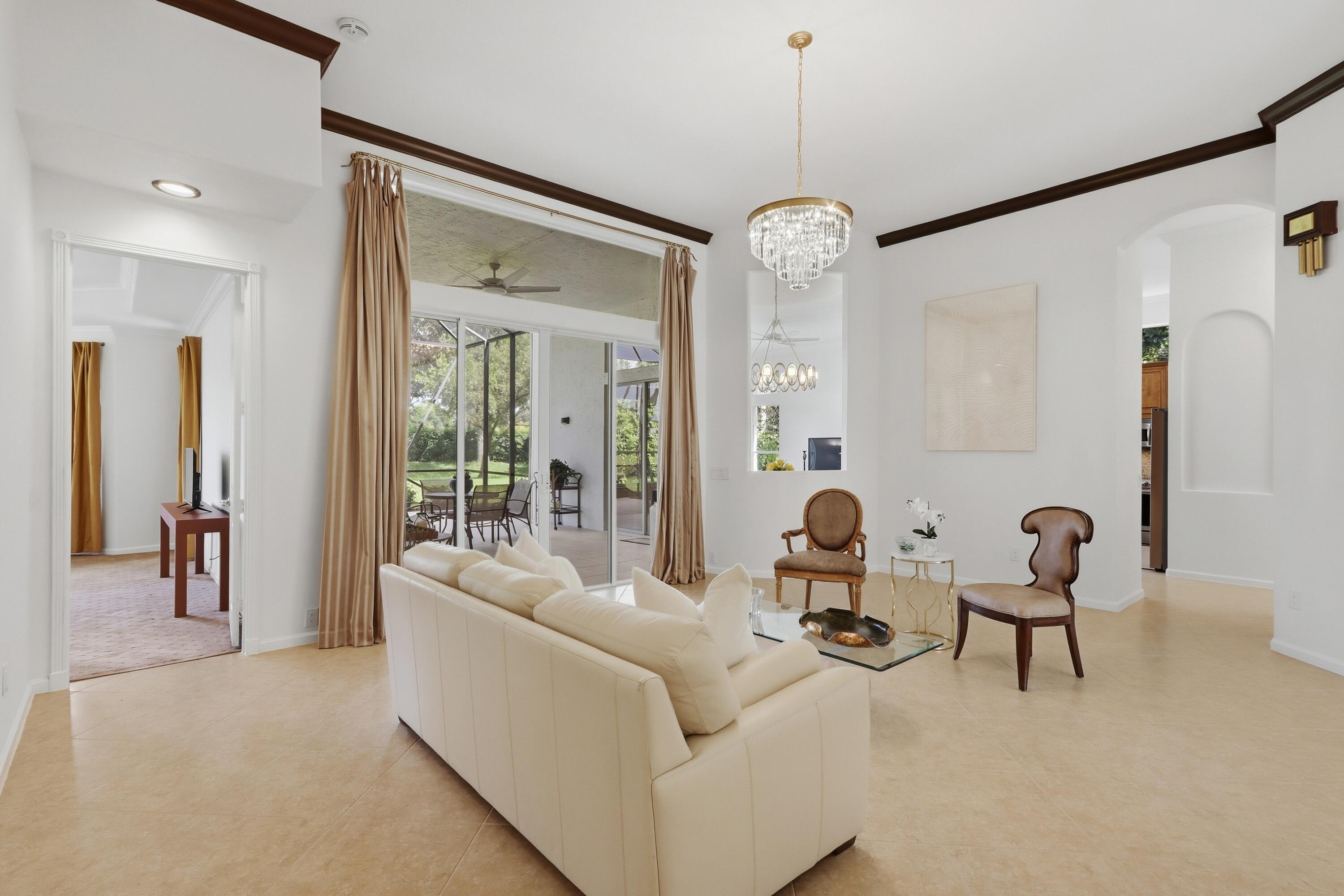 6812 Molakai Circle Property Photo 8