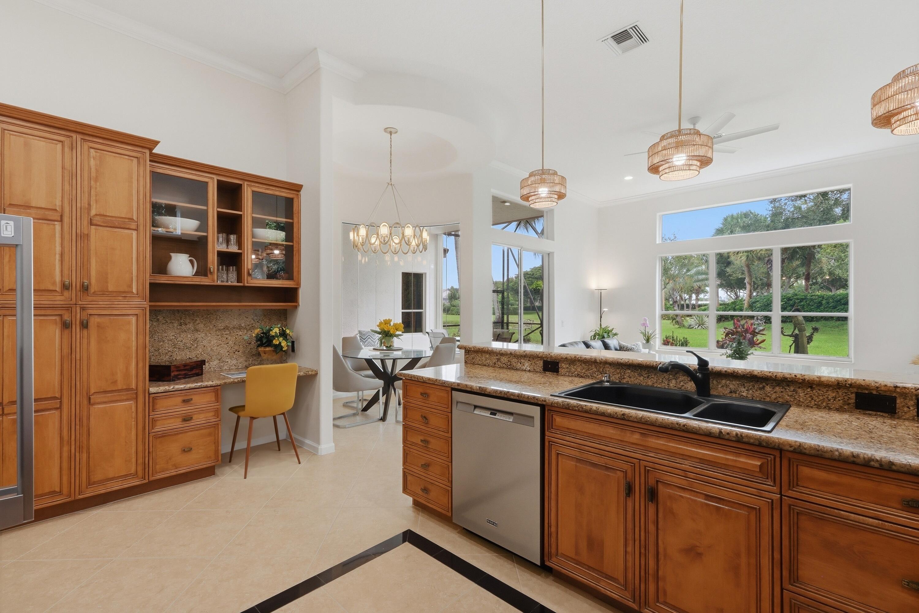 6812 Molakai Circle Property Photo 10