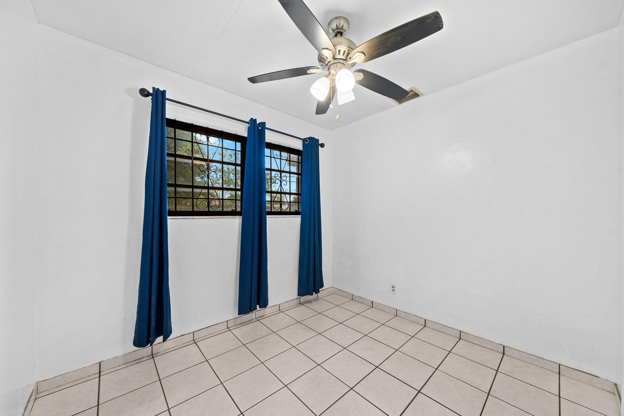 3850 Nw 169th Terrace Property Photo 15