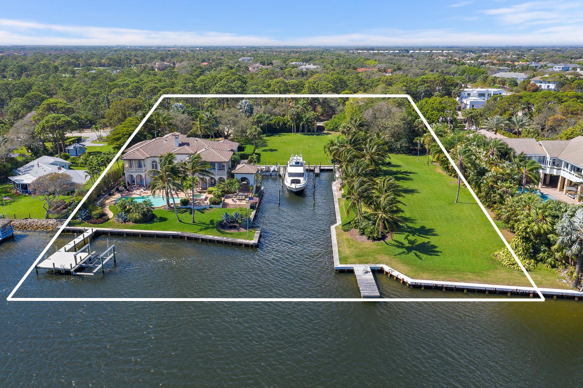 14898 Palmwood Road Property Photo 1