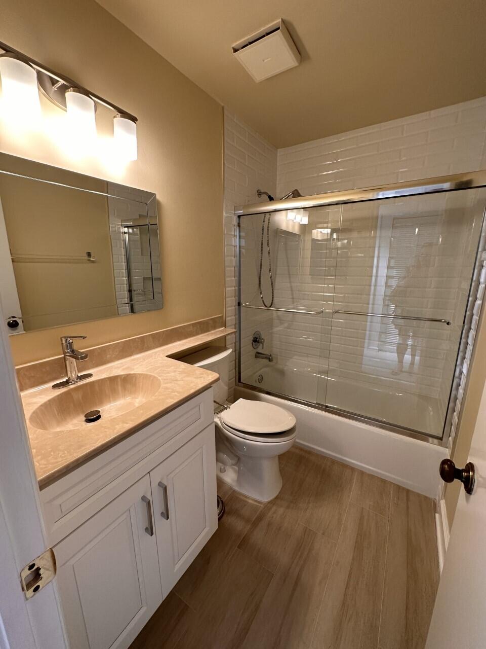 6758 Via Regina Property Photo 4