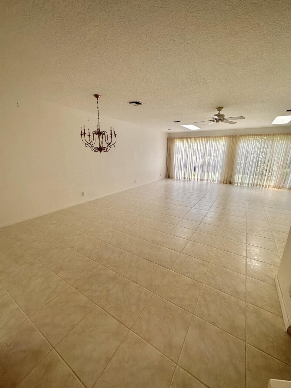 6758 Via Regina Property Photo 14