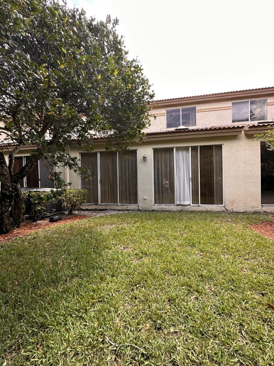 6758 Via Regina Property Photo 16