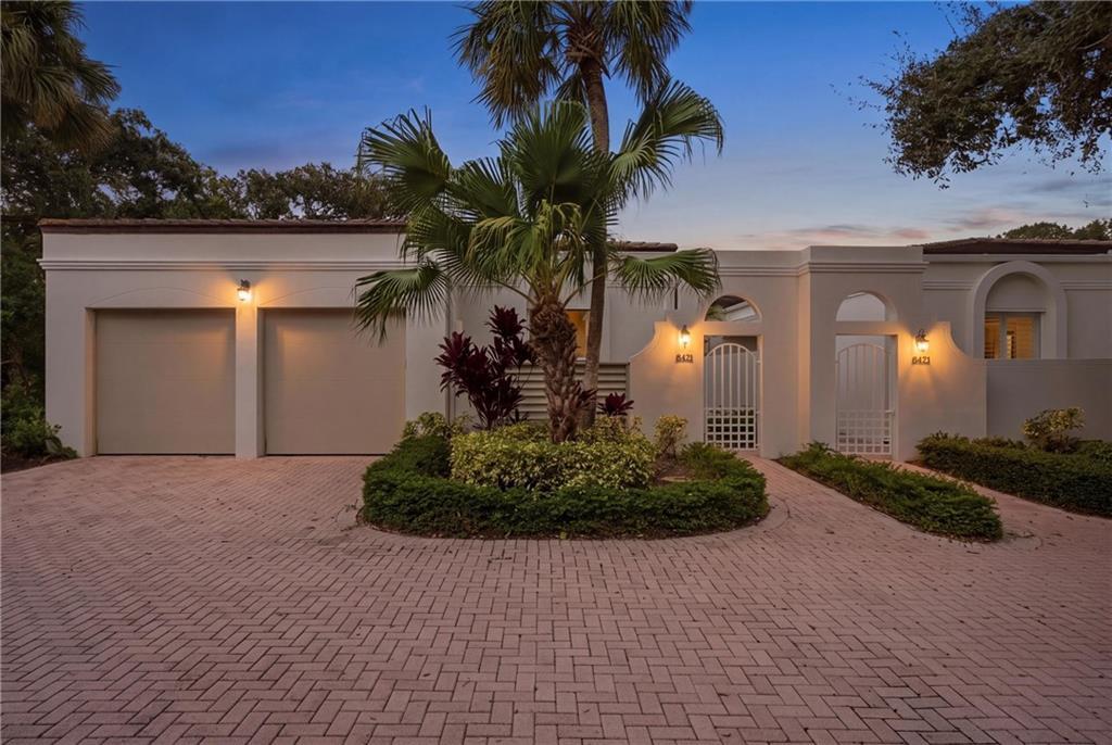 8421 SABAL PALM Court 8421