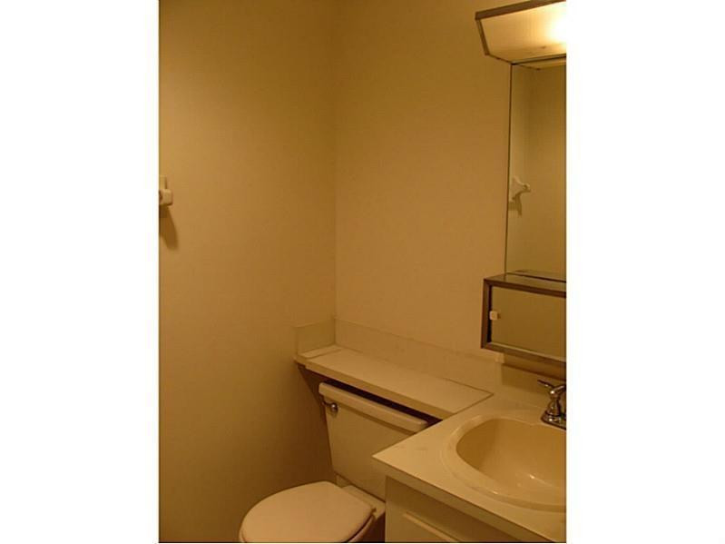 2000 Springdale Boulevard 311 Property Photo 5