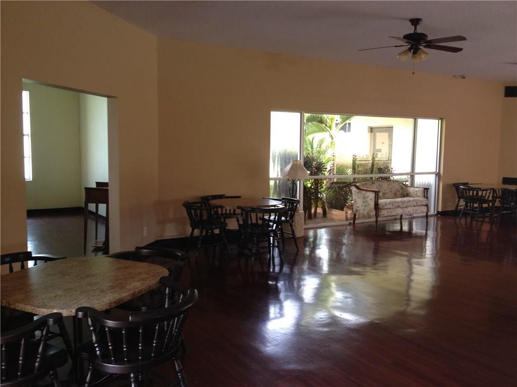 2000 Springdale Boulevard 311 Property Photo 16