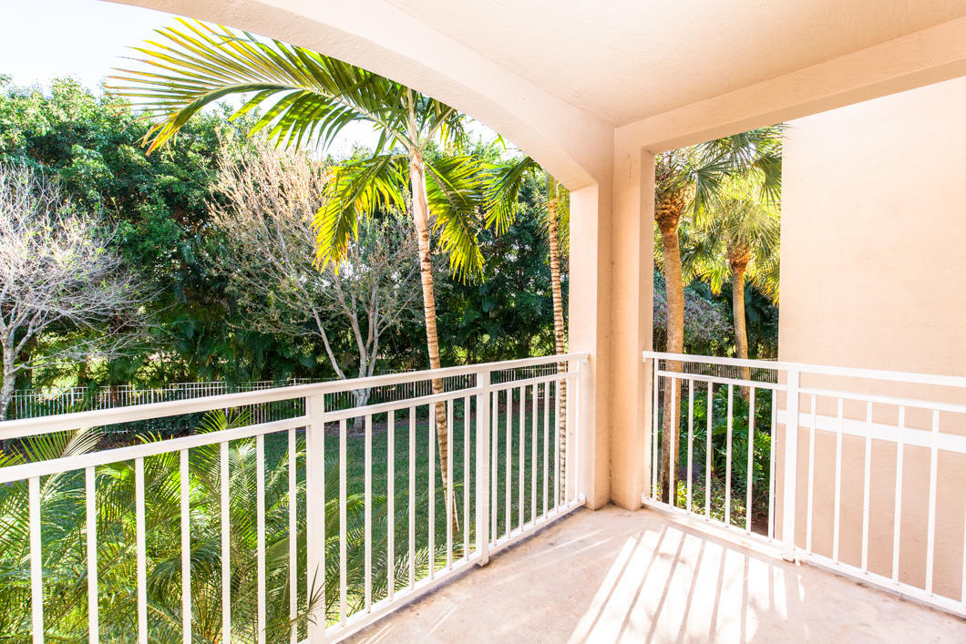 6492 Emerald Dunes Drive 205 Property Photo 1