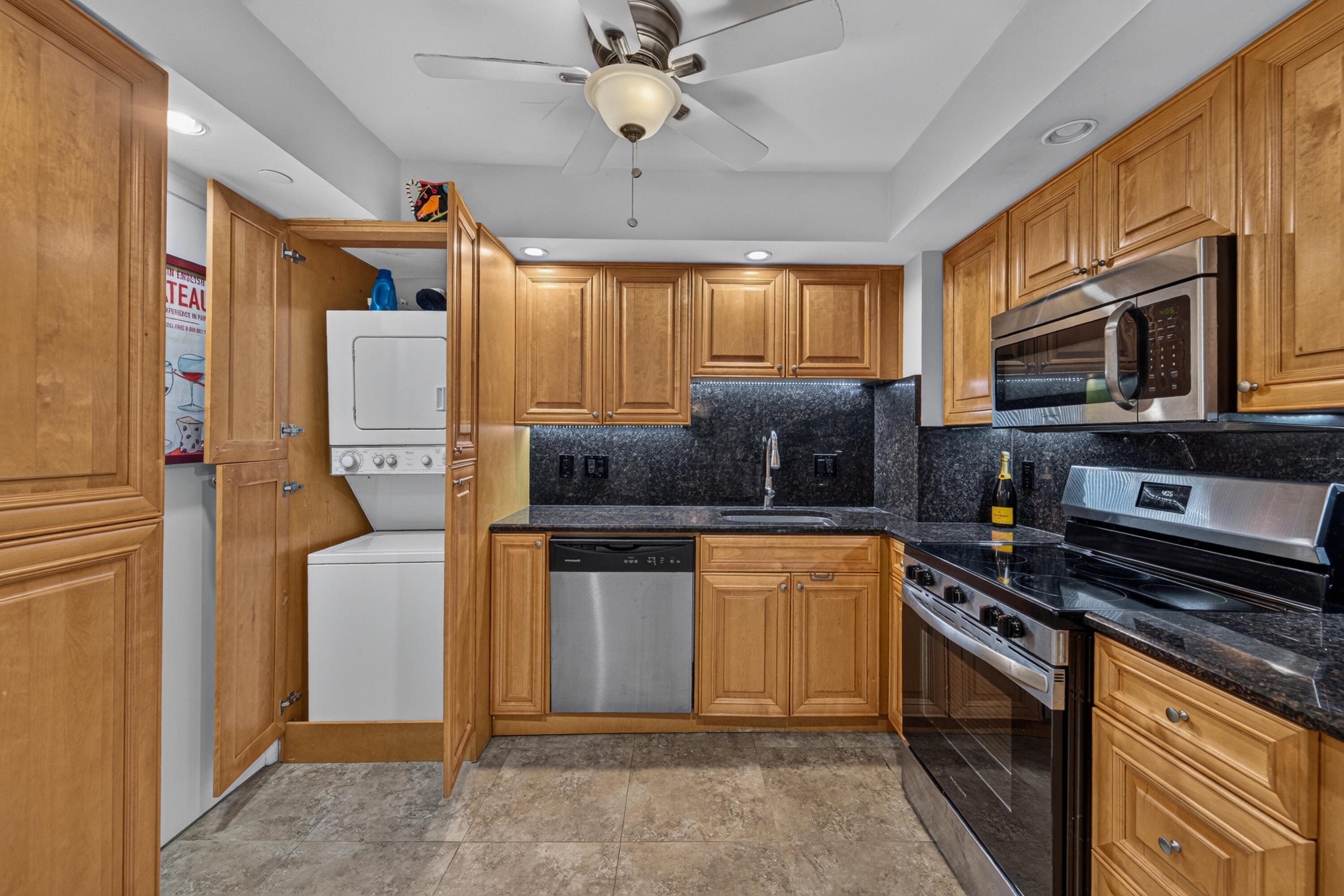 1 Las Olas Circle 1507 Property Photo 20