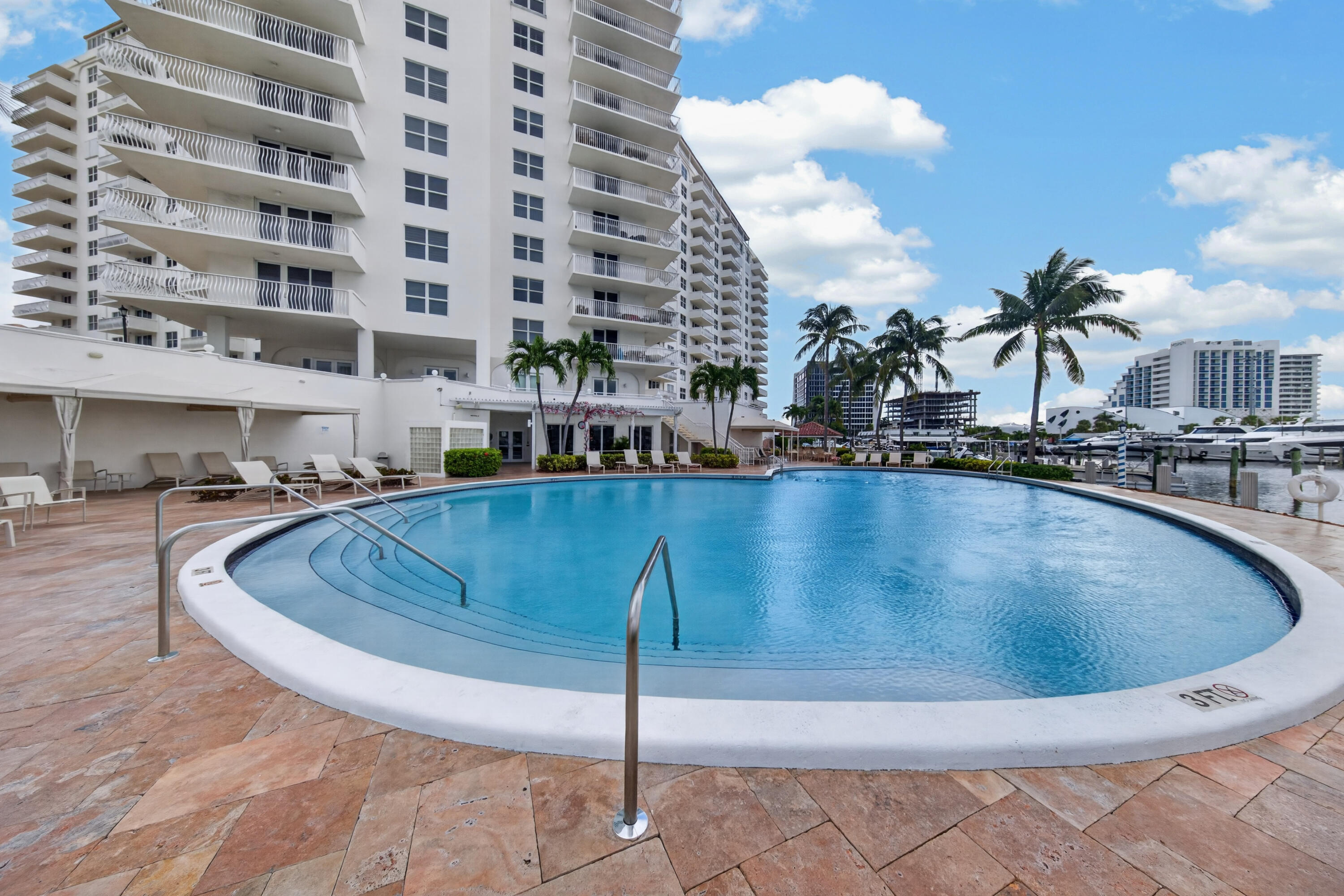 1 Las Olas Circle 1507 Property Photo 42