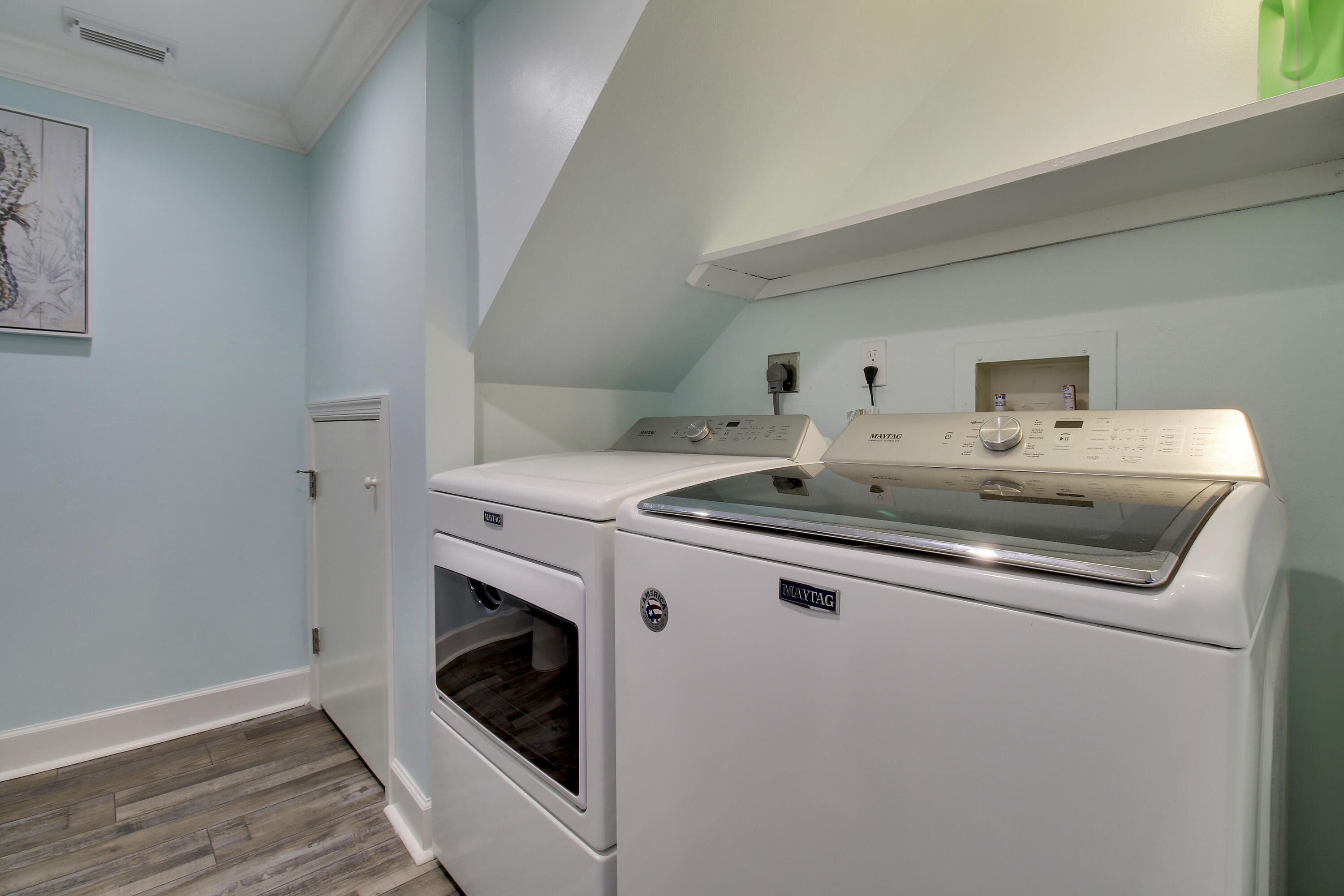 110 N Delaware Boulevard 8b Property Photo 20