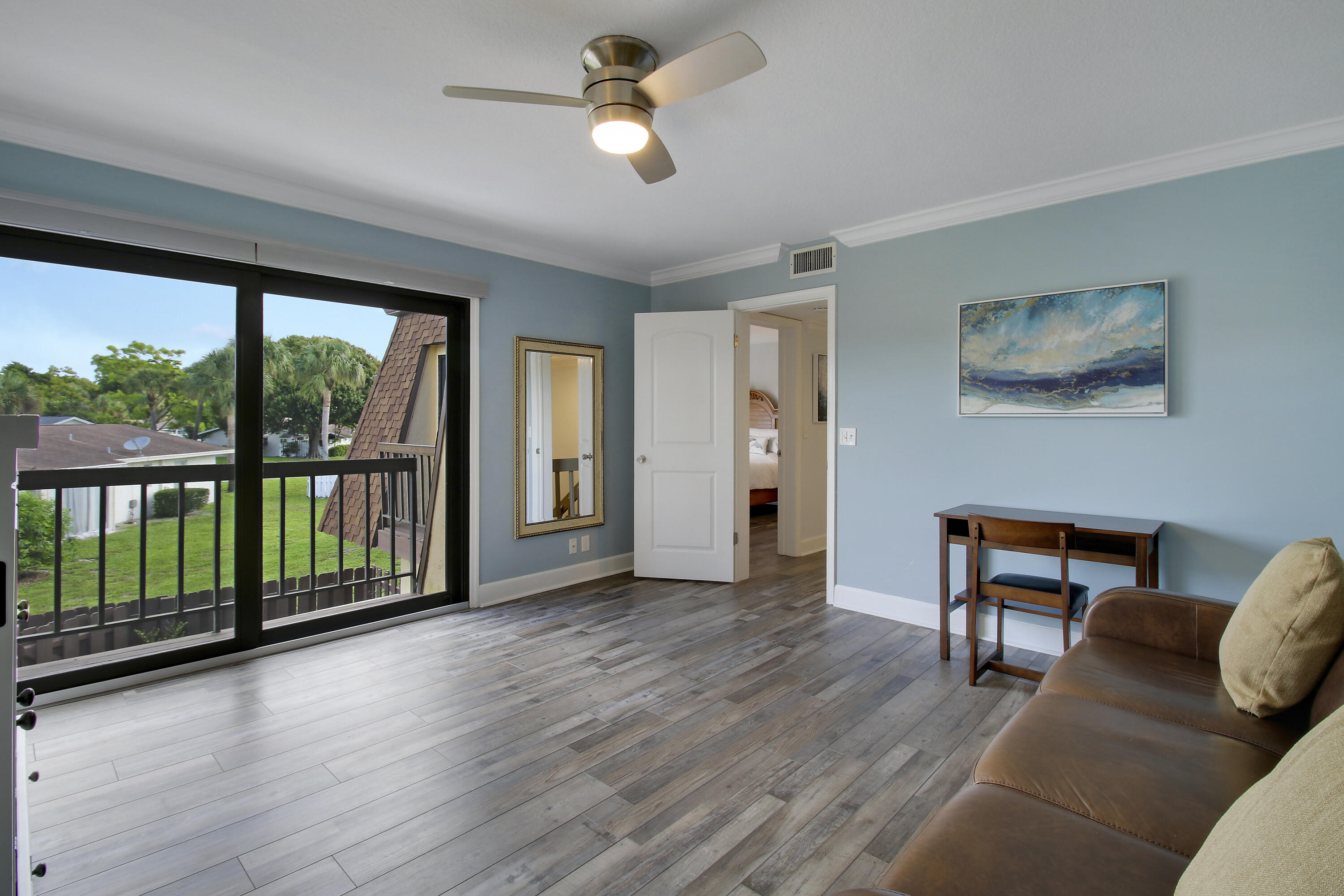 110 N Delaware Boulevard 8b Property Photo 27