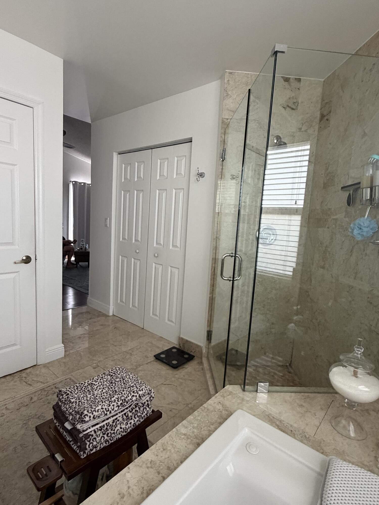 1101 Wilshire Circle E Property Photo 23