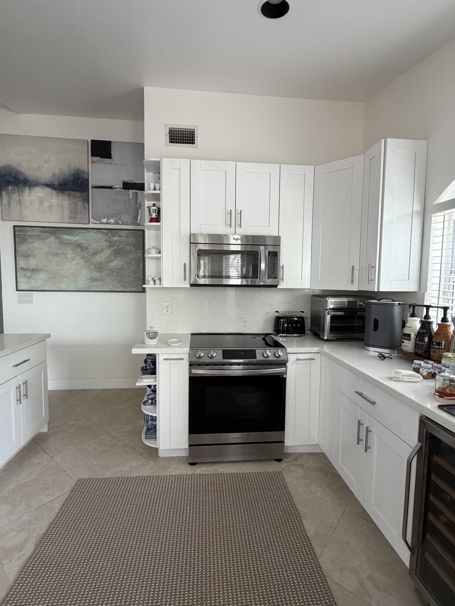 1101 Wilshire Circle E Property Photo 30