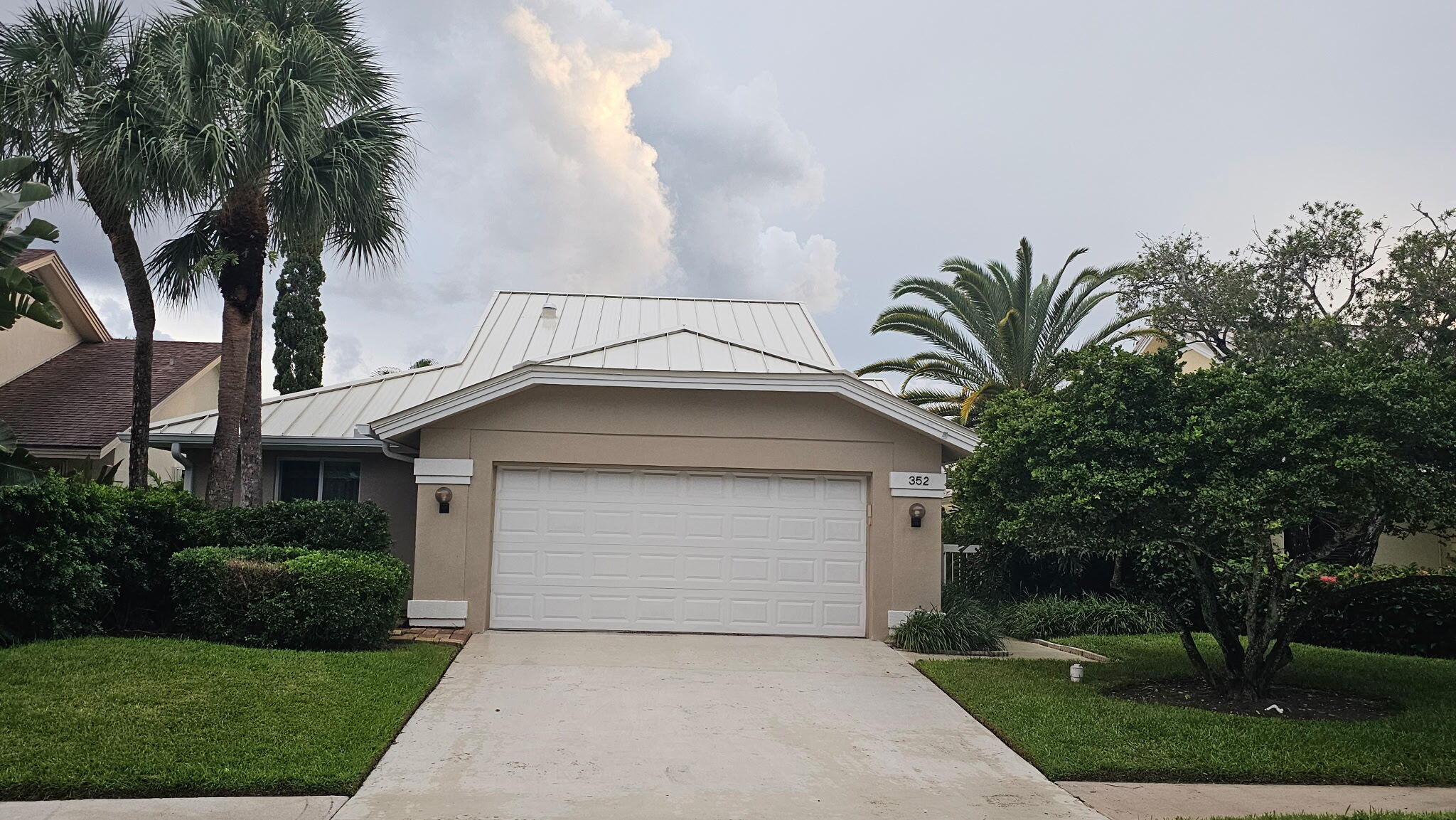 352 River Edge Road Property Photo 1