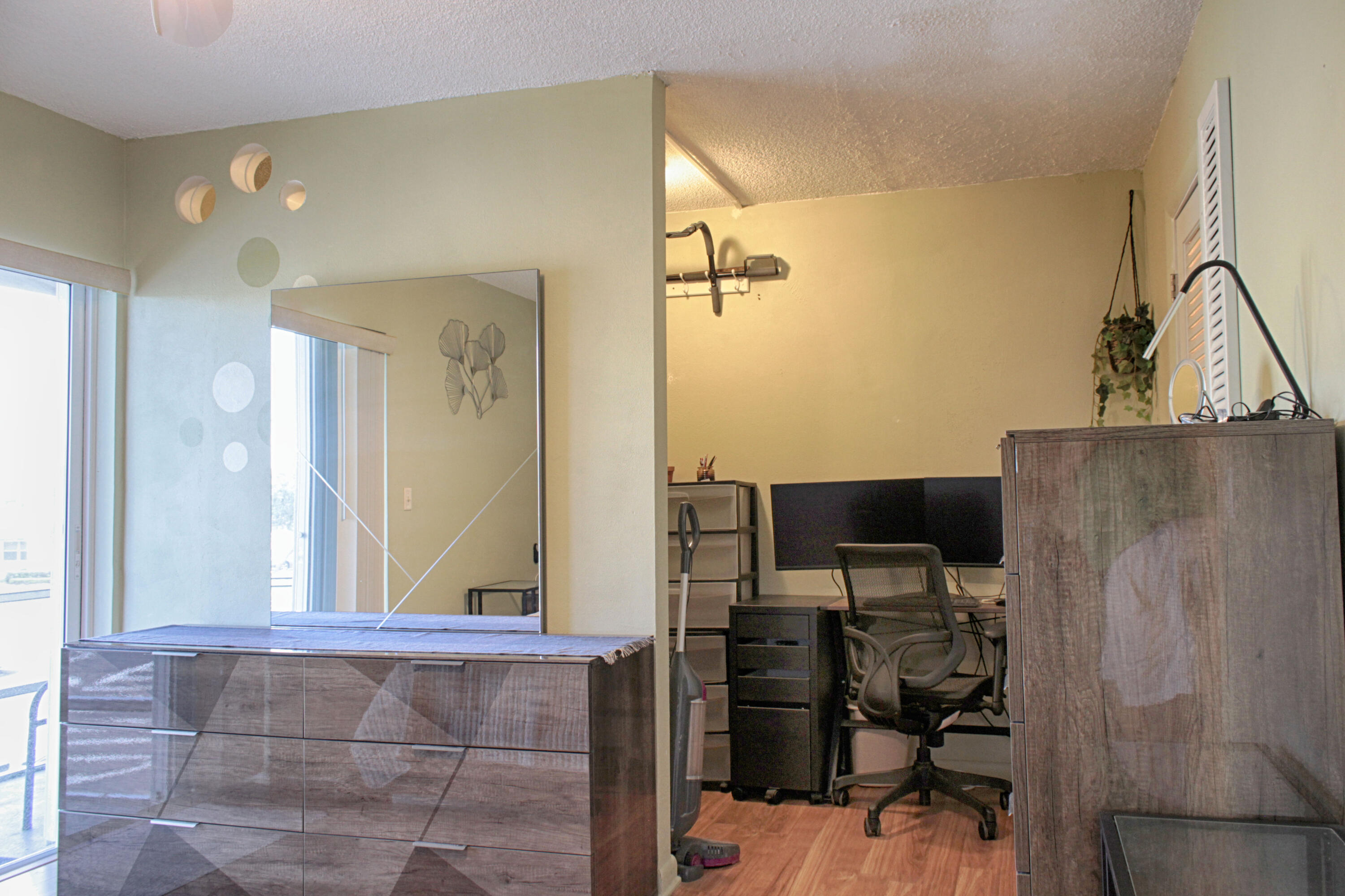 210 Horizons E 208 Property Photo 11
