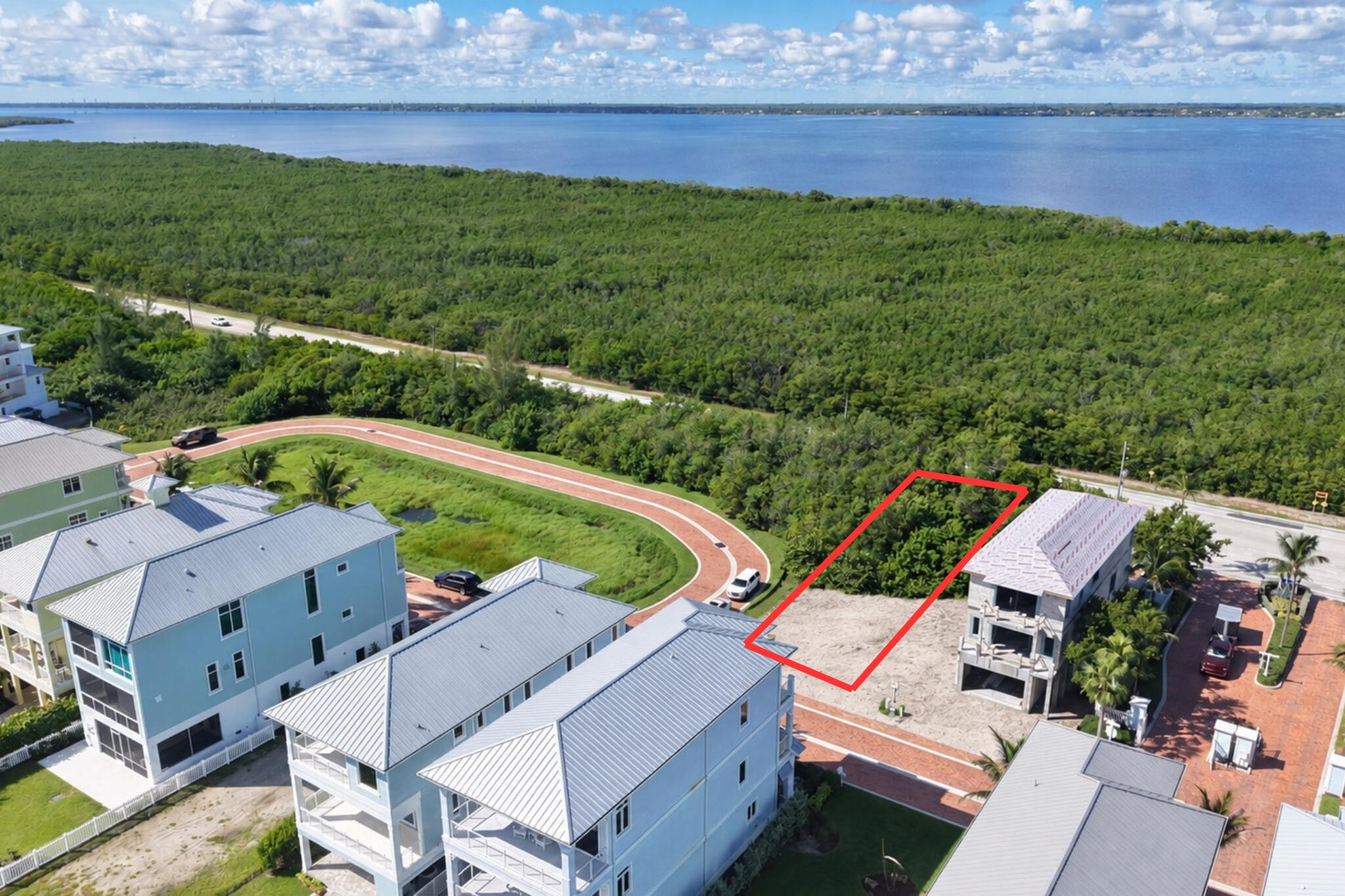 5005 Watersong Way Property Photo 1