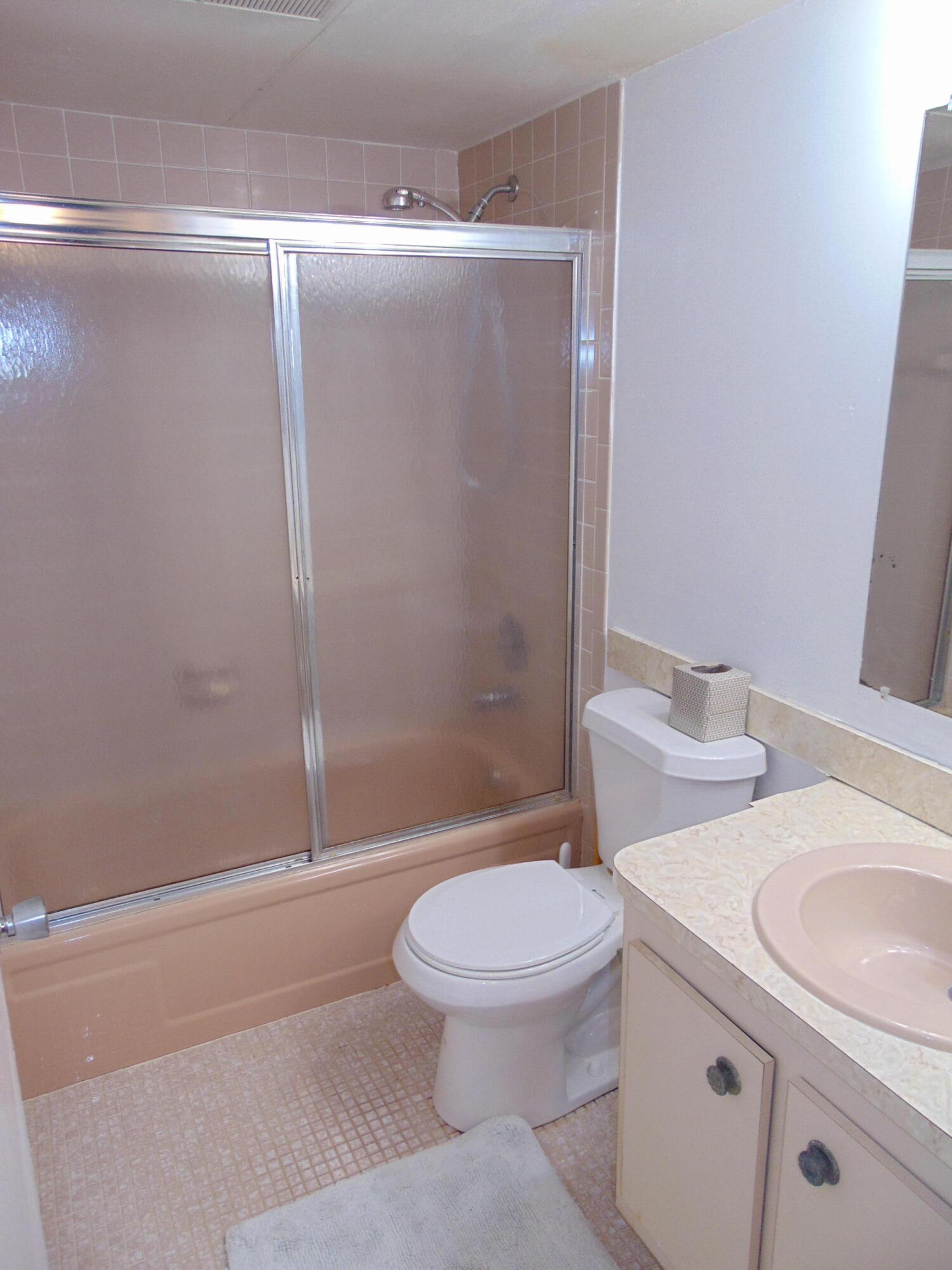 7624 Nw 18th Street 407 Property Photo 40